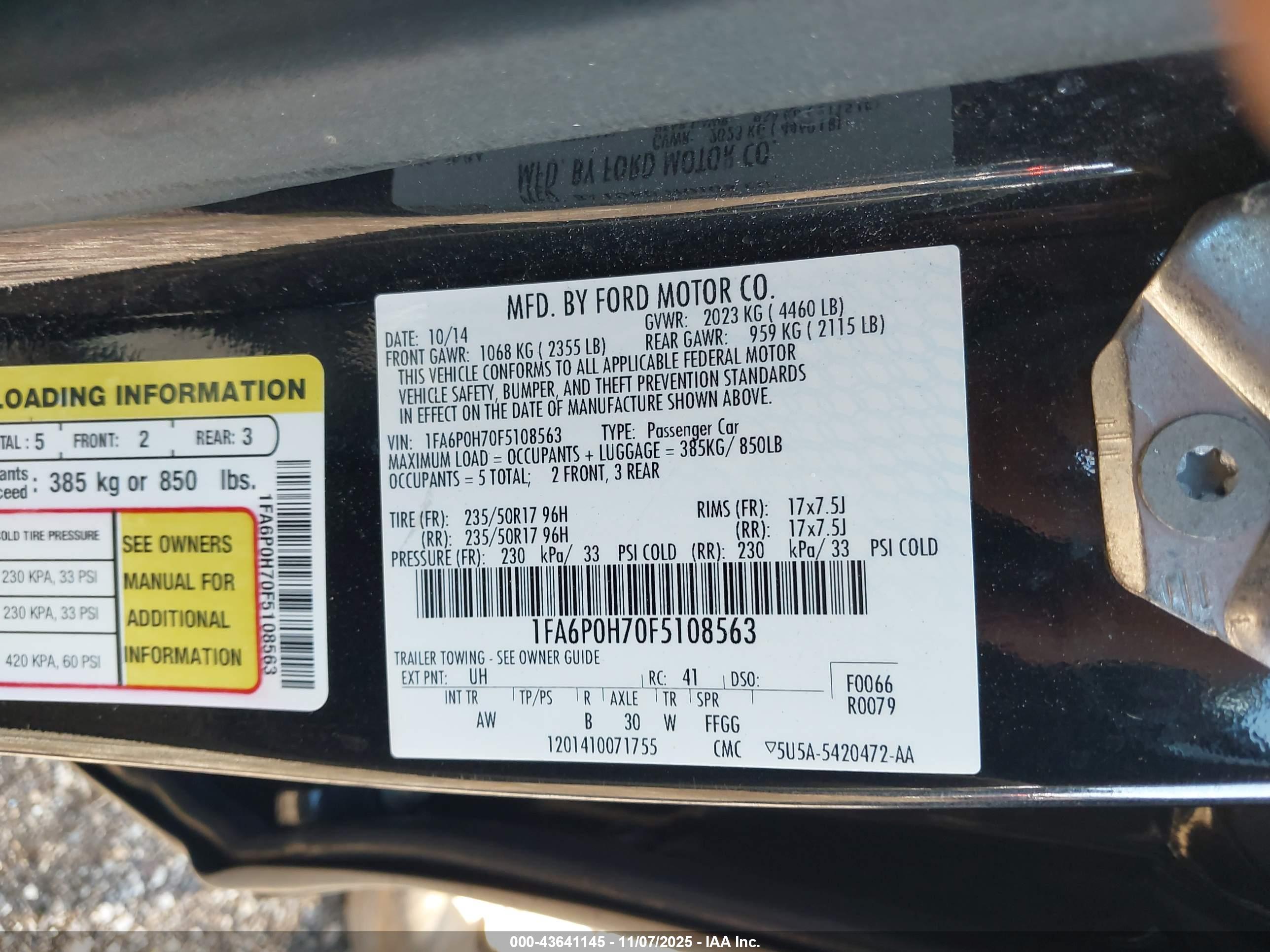 FORD FUSION image 9