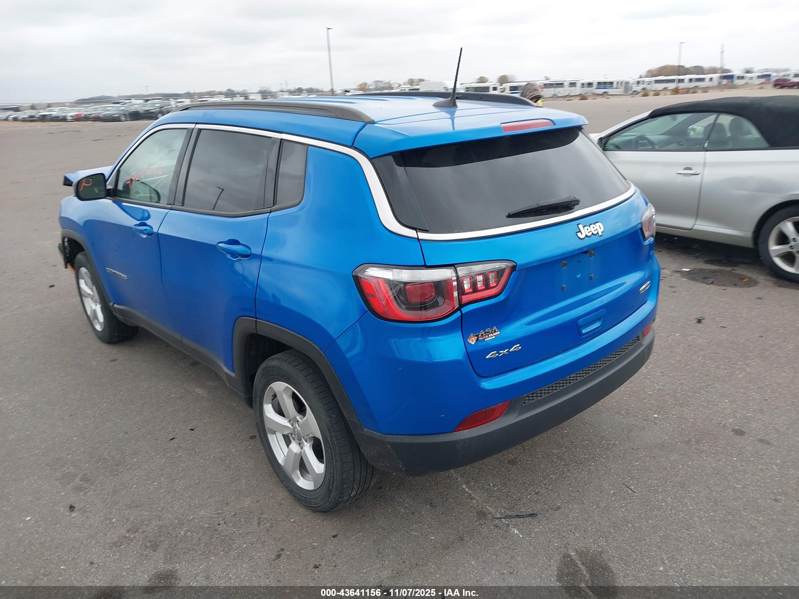 JEEP COMPASS image 3