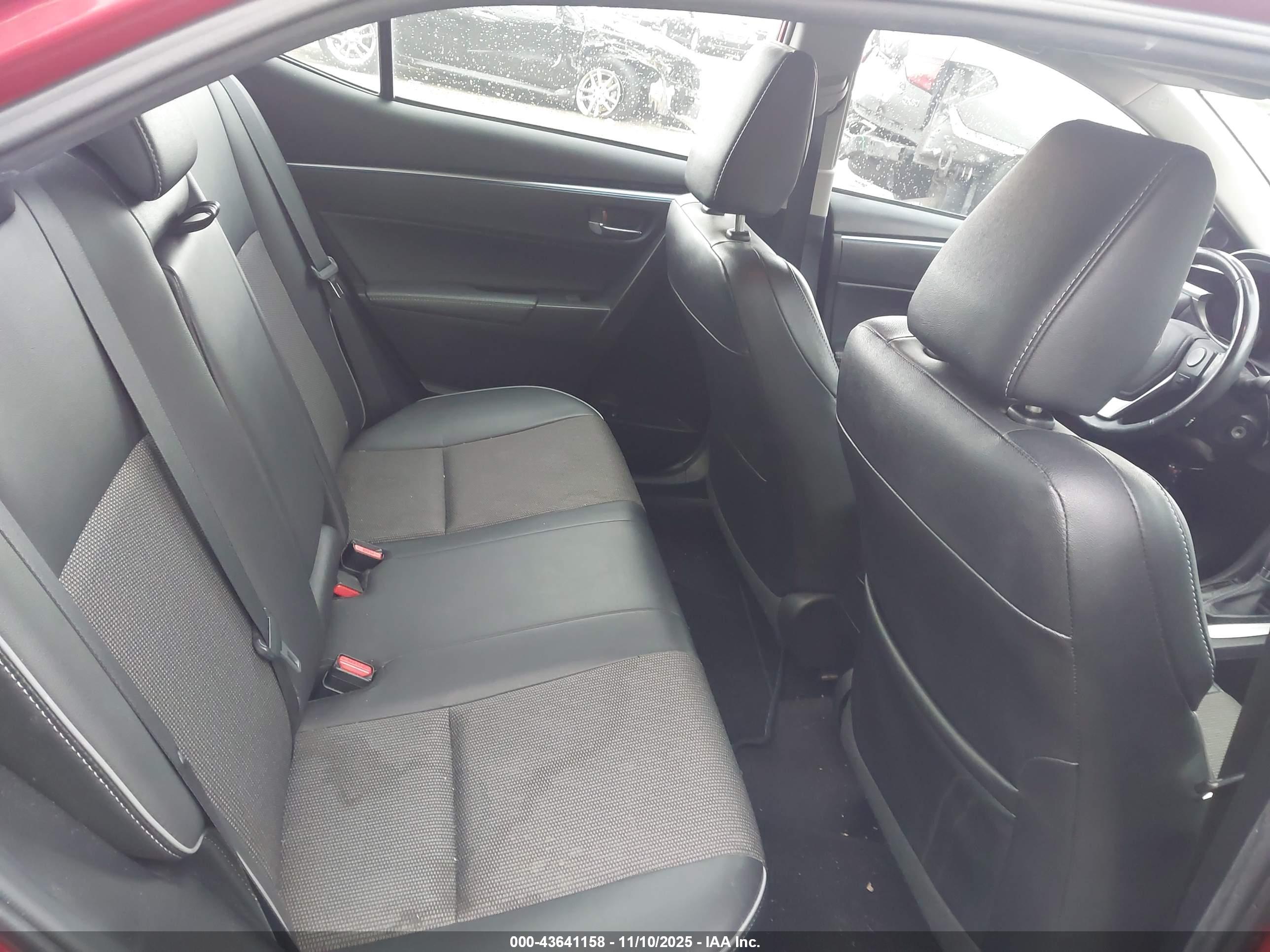 TOYOTA COROLLA image 8