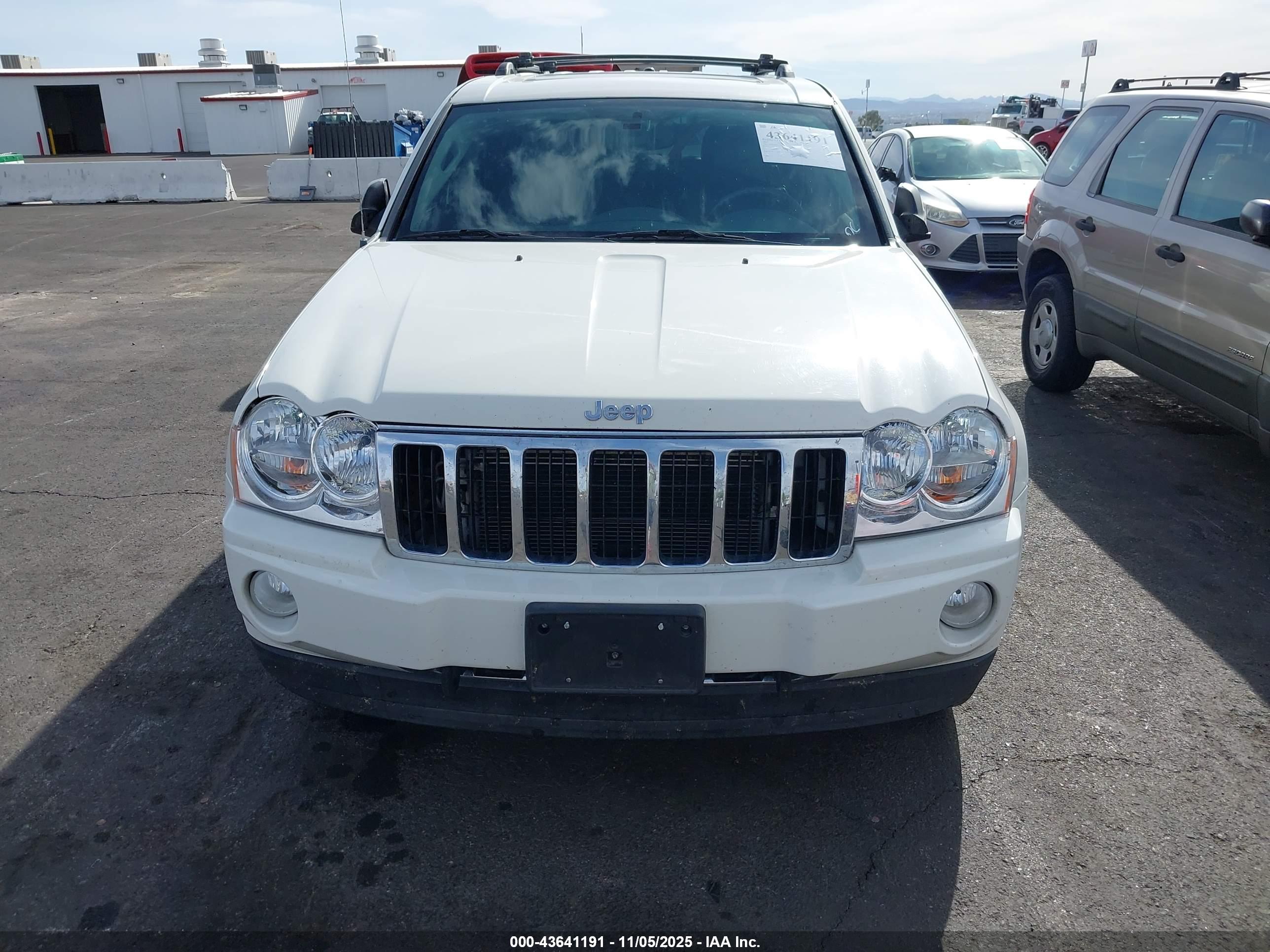 JEEP GRAND image 6