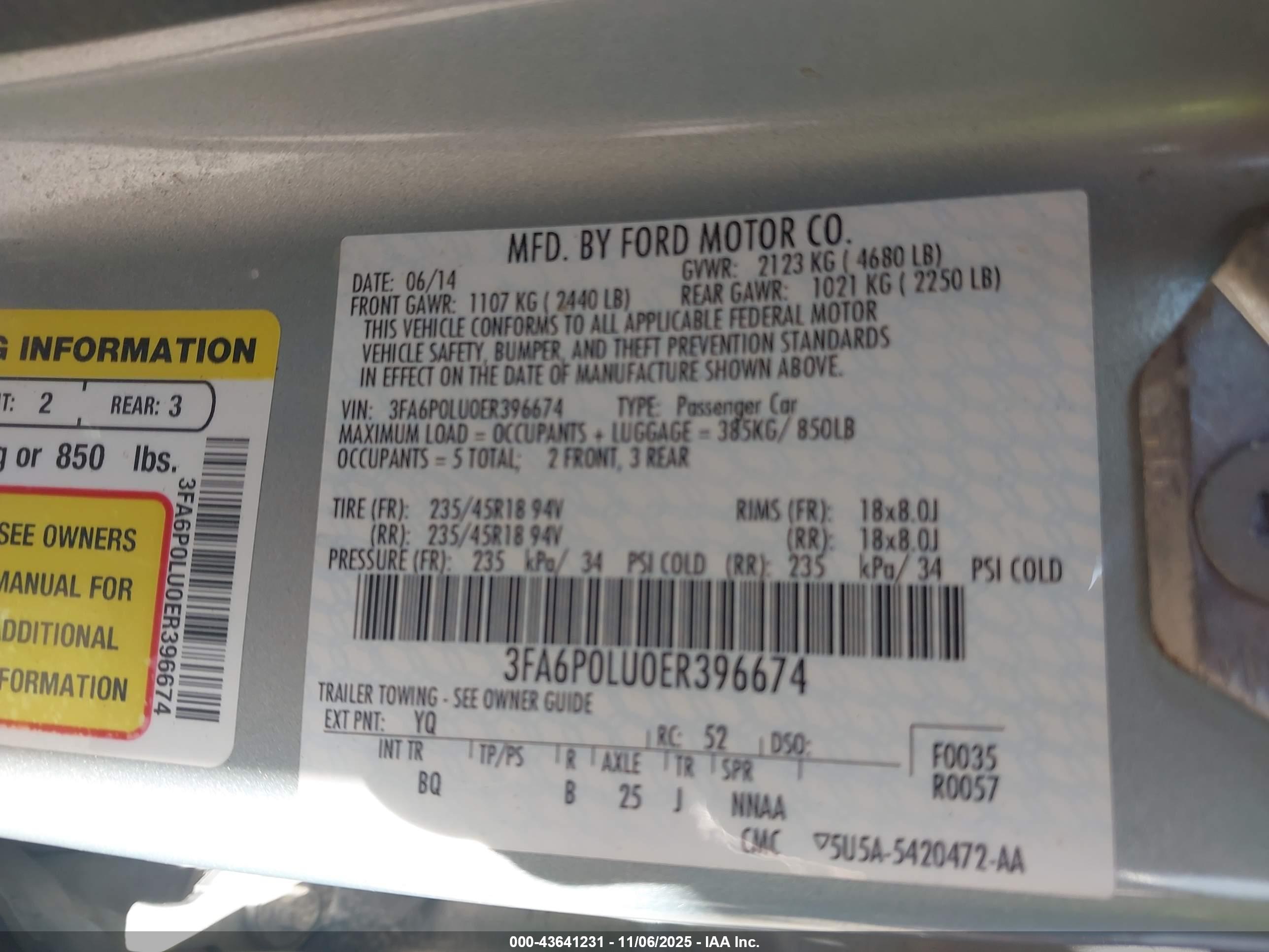 FORD FUSION image 9