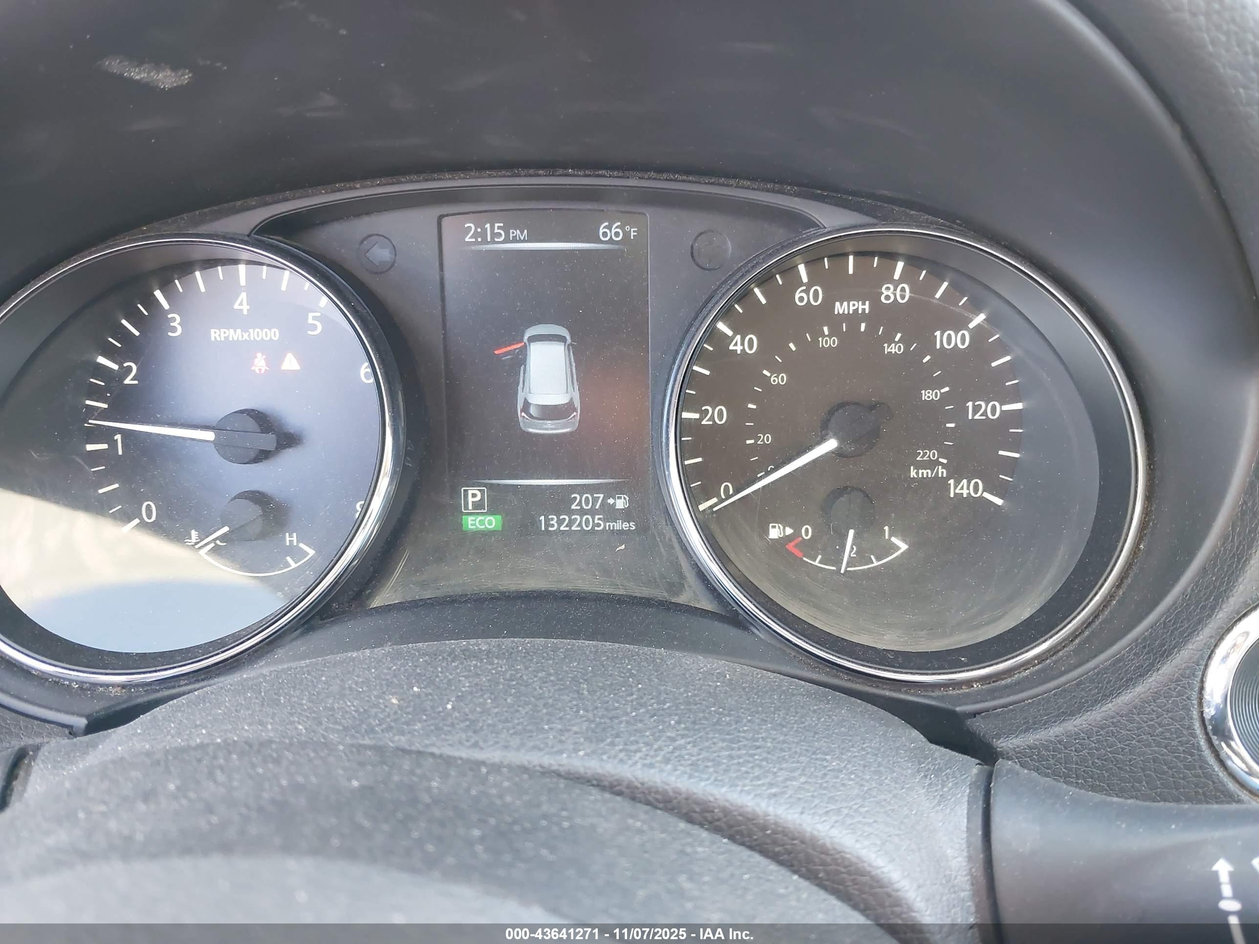 NISSAN ROGUE image 7