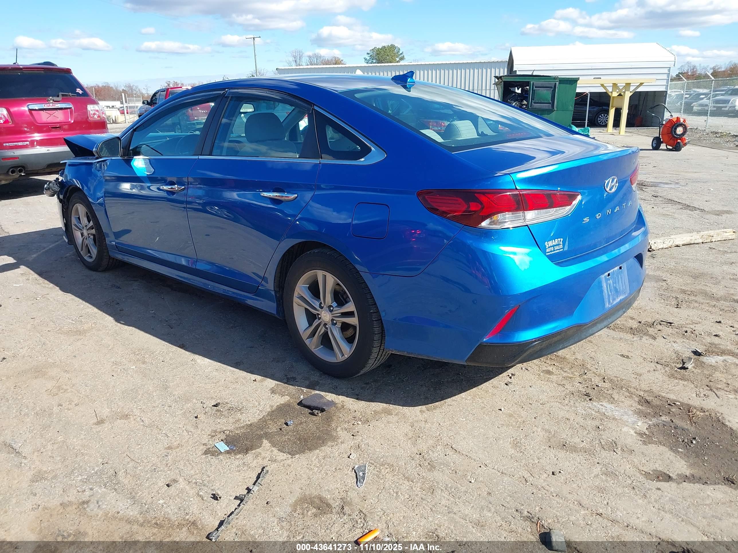 HYUNDAI SONATA image 3