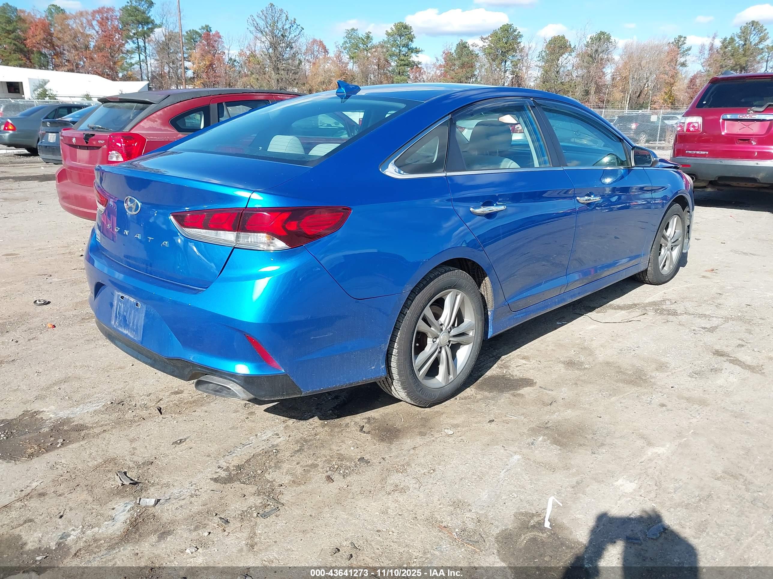 HYUNDAI SONATA image 4