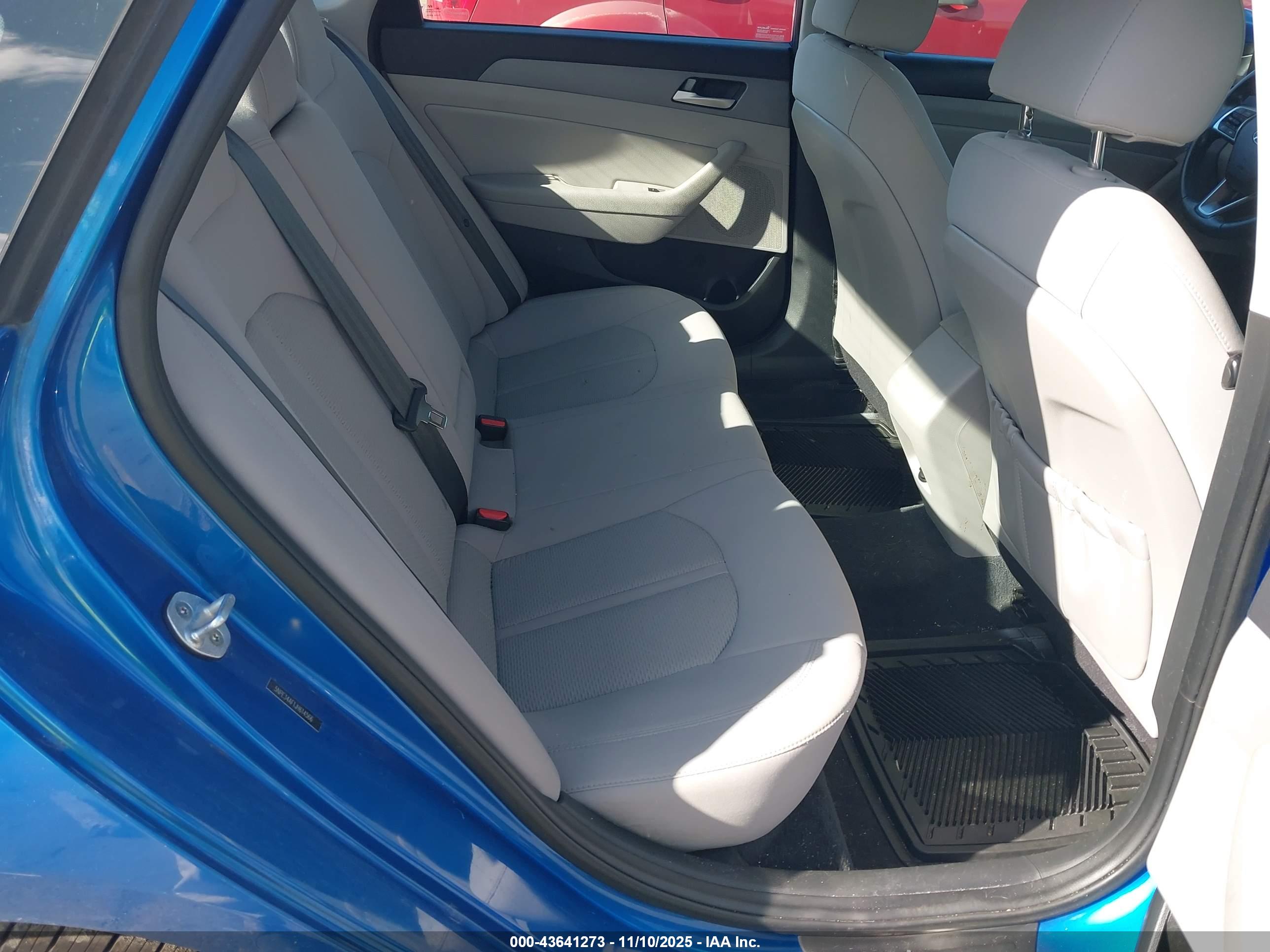 HYUNDAI SONATA image 8