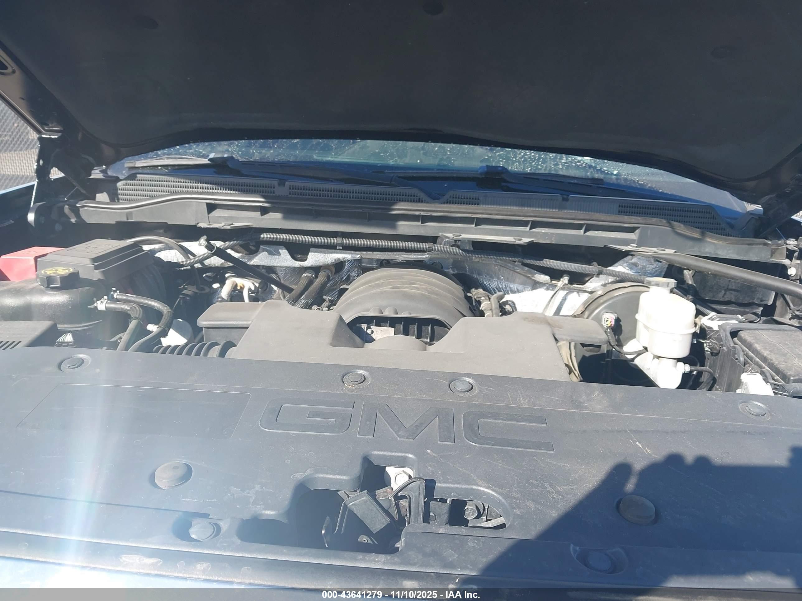 GMC SIERRA image 10