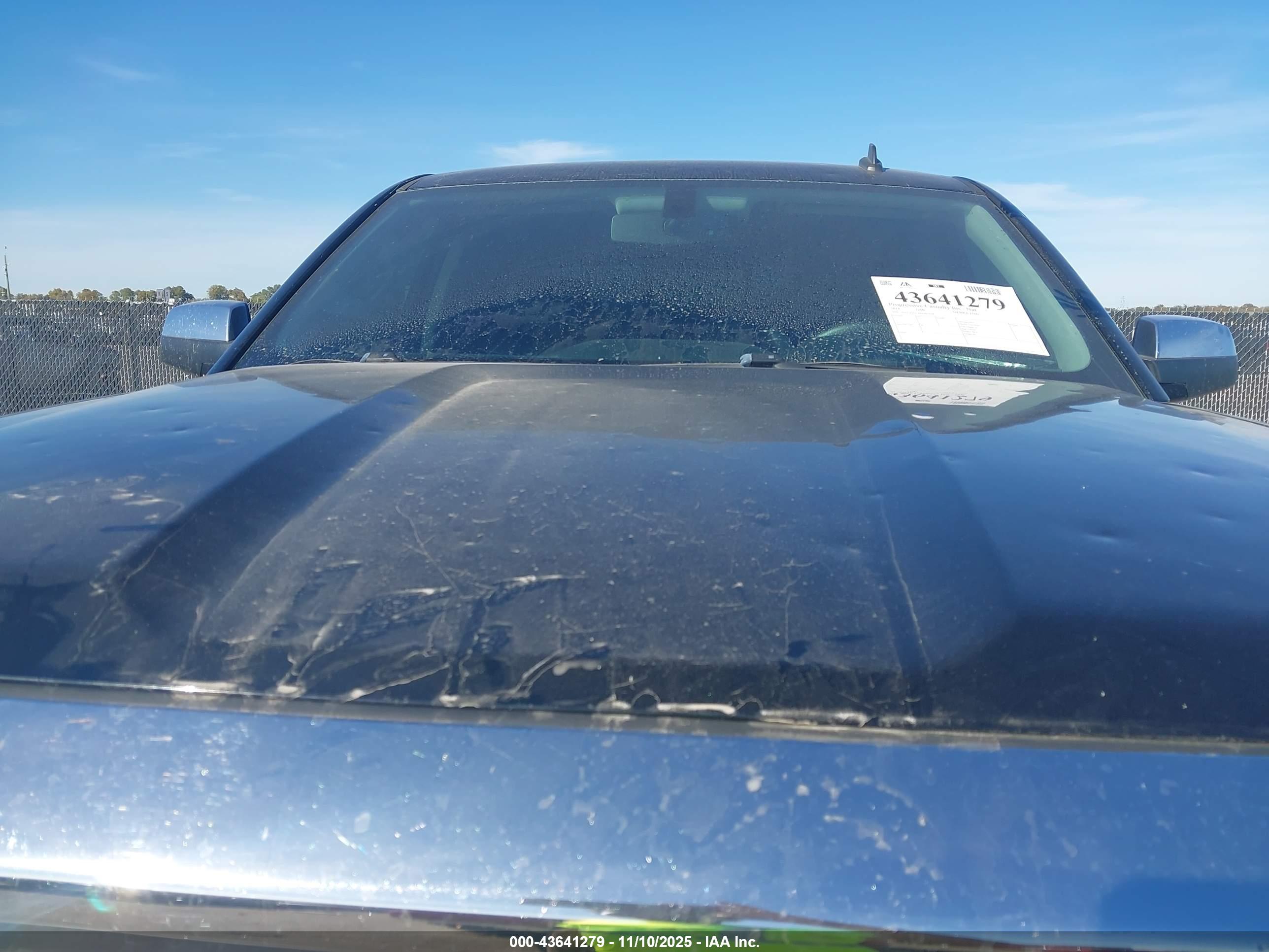 GMC SIERRA image 6