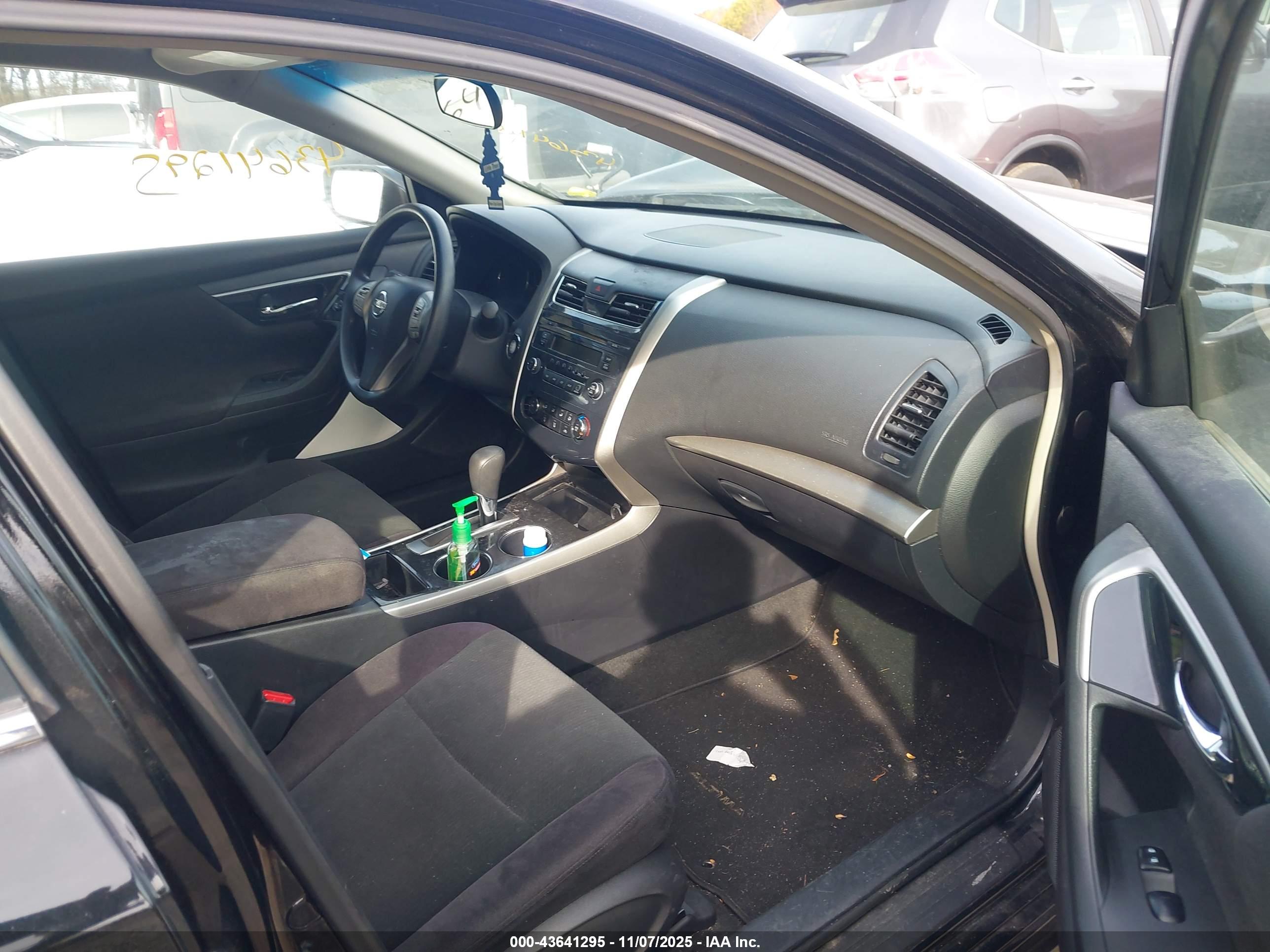 NISSAN ALTIMA image 5
