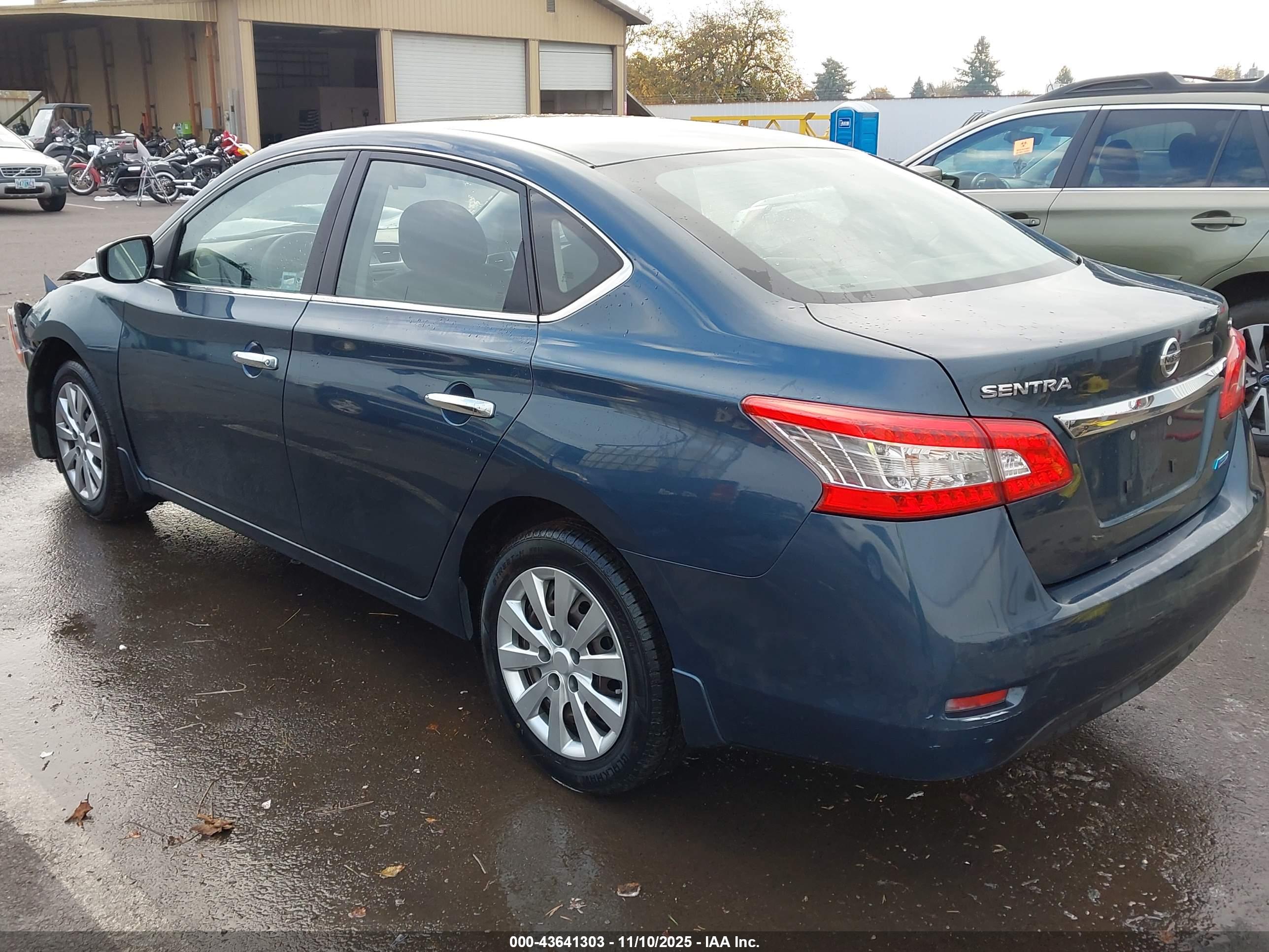 NISSAN SENTRA image 3