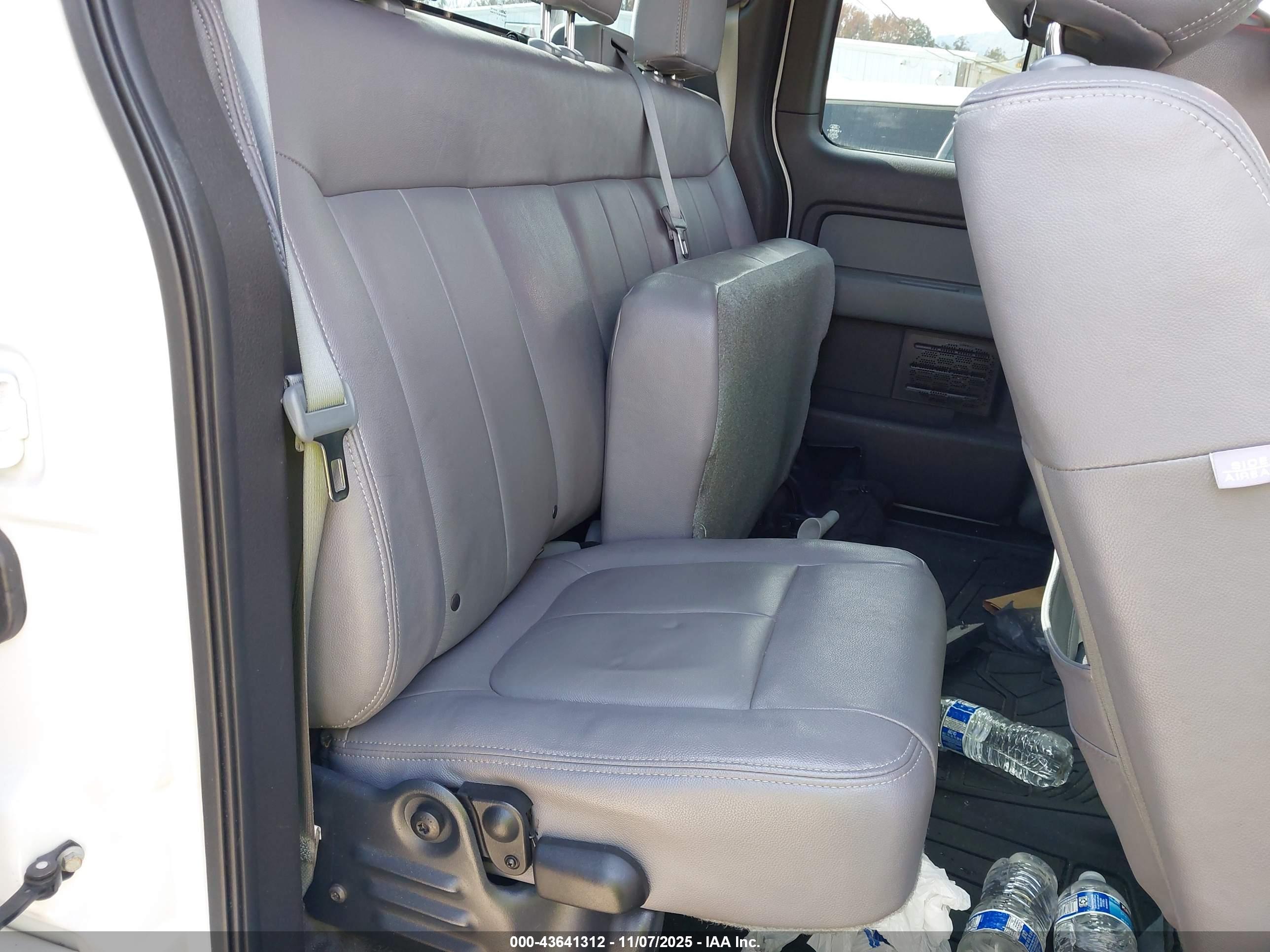 FORD F-150 image 8