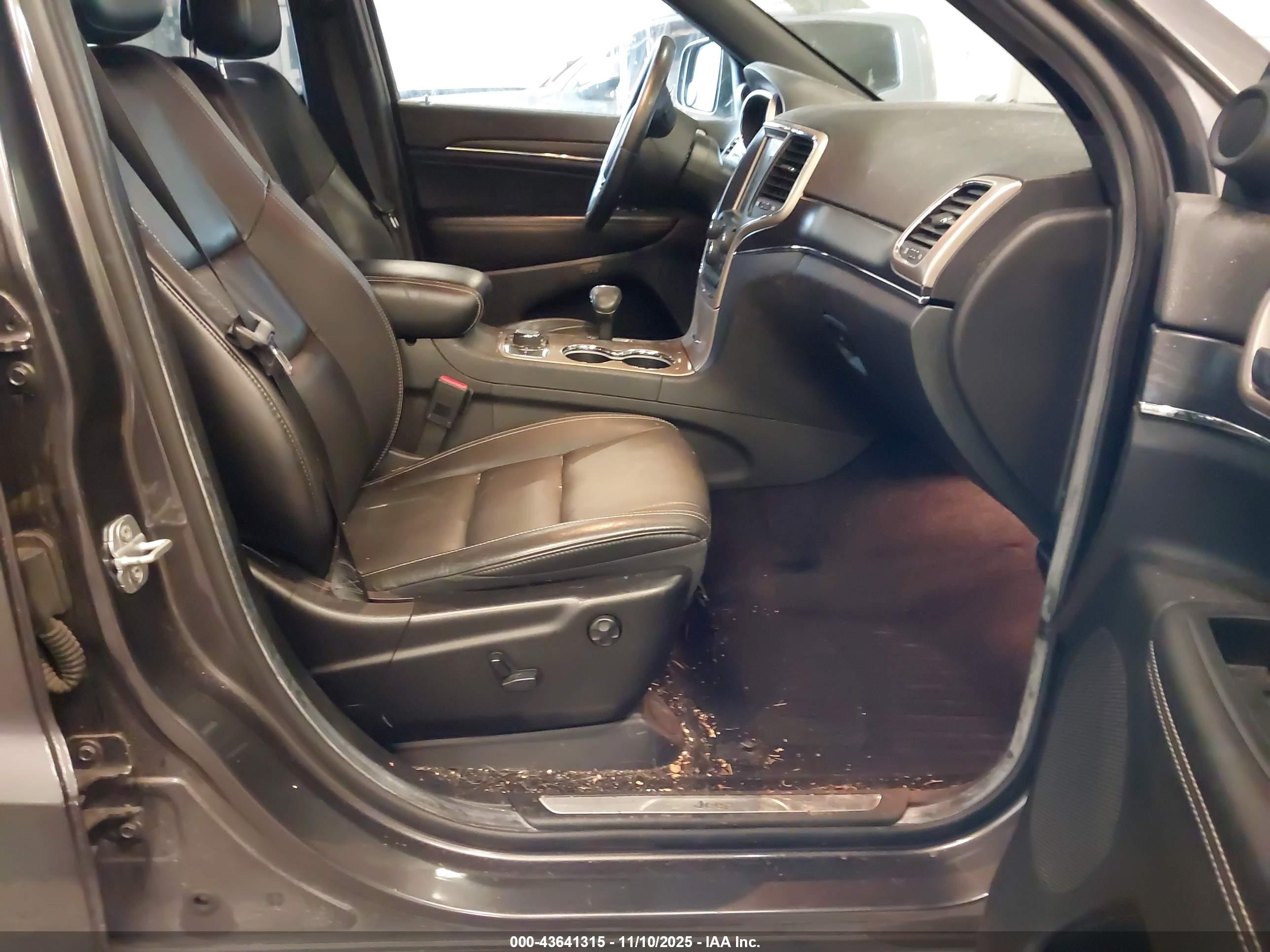 JEEP GRAND image 5