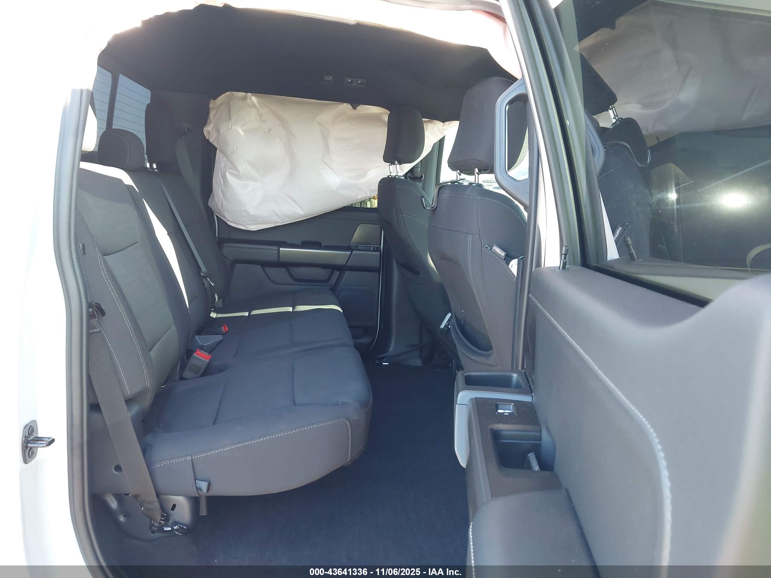 FORD F-150 image 8