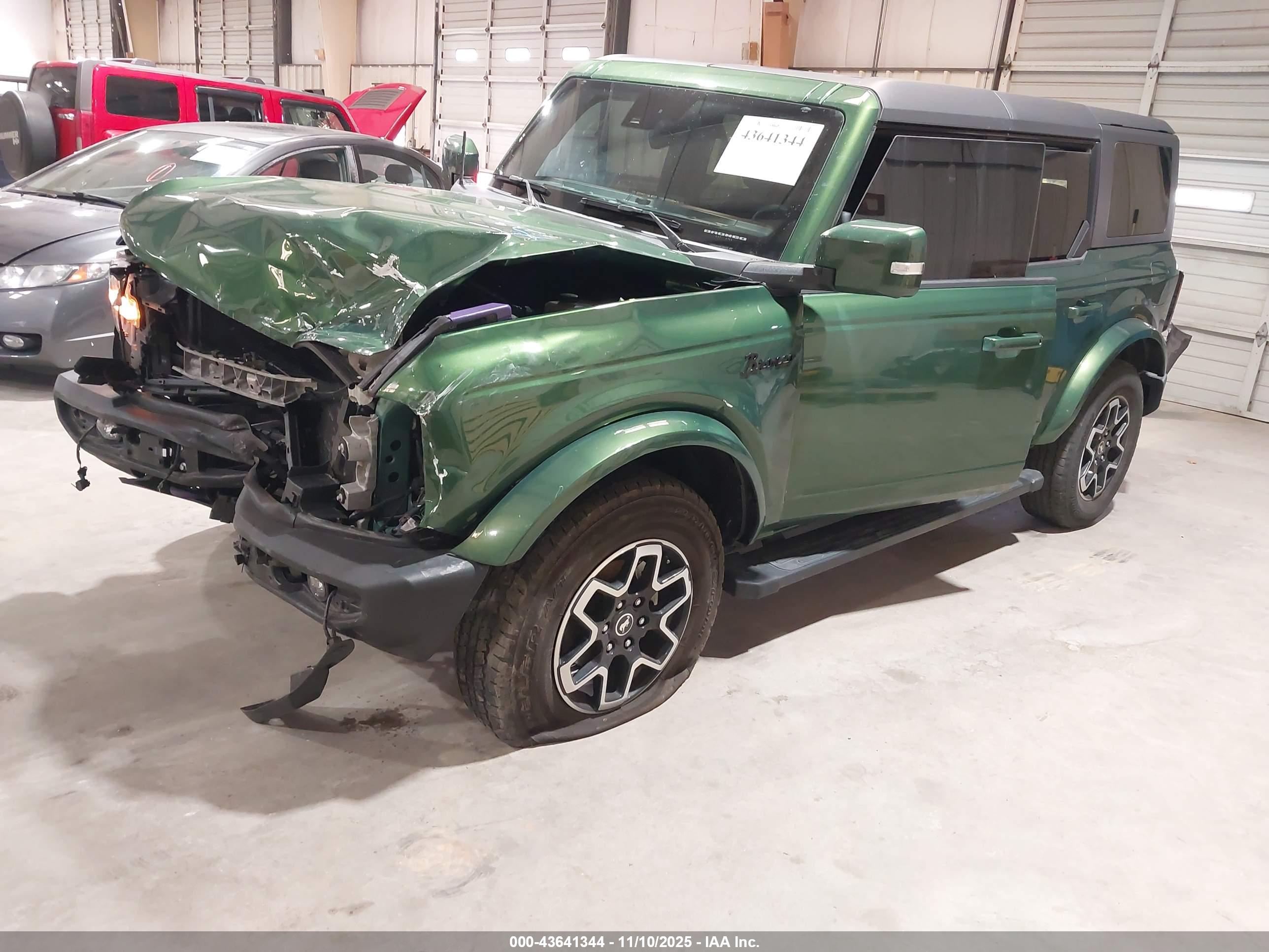 FORD BRONCO image 2