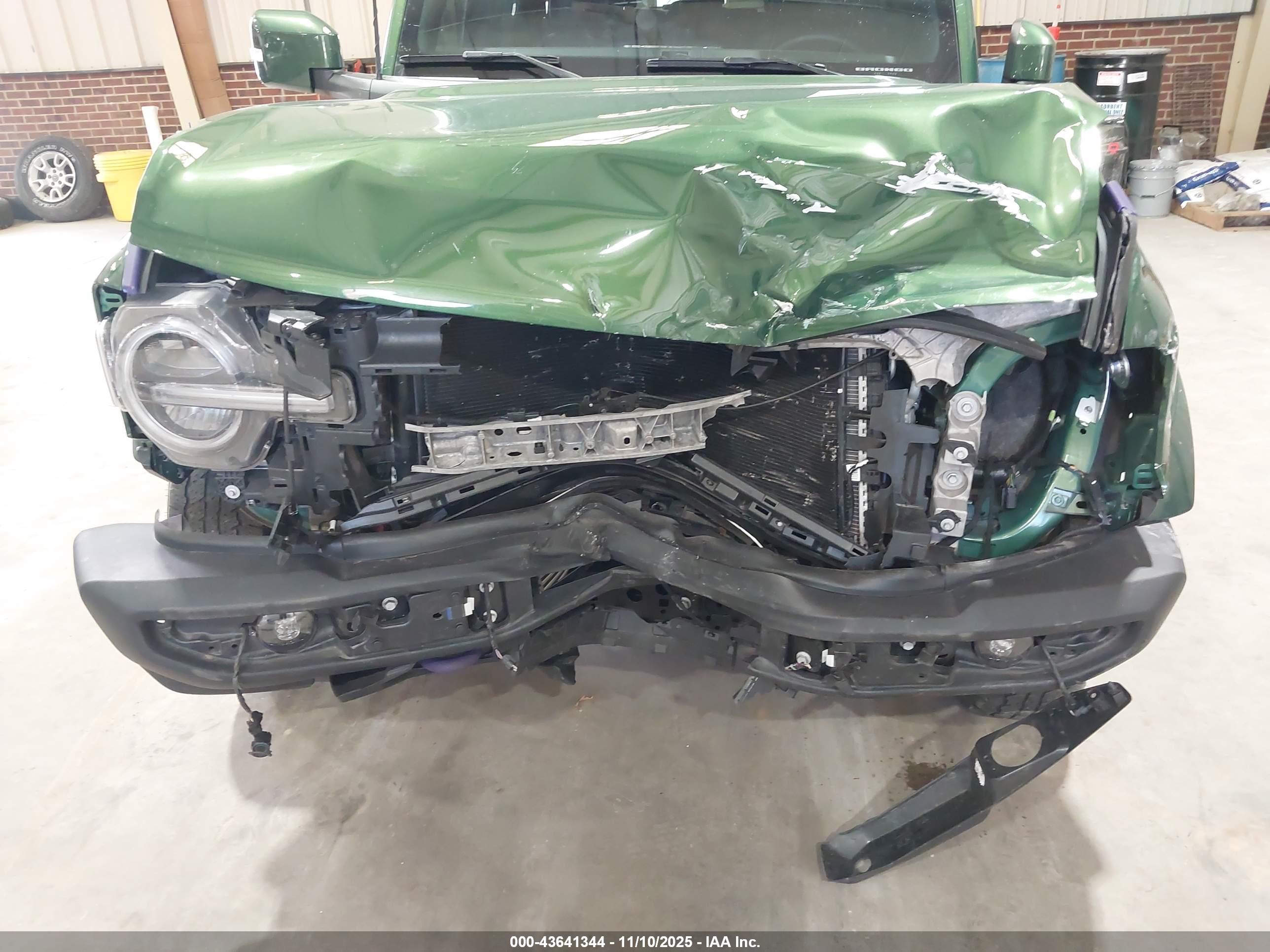 FORD BRONCO image 6