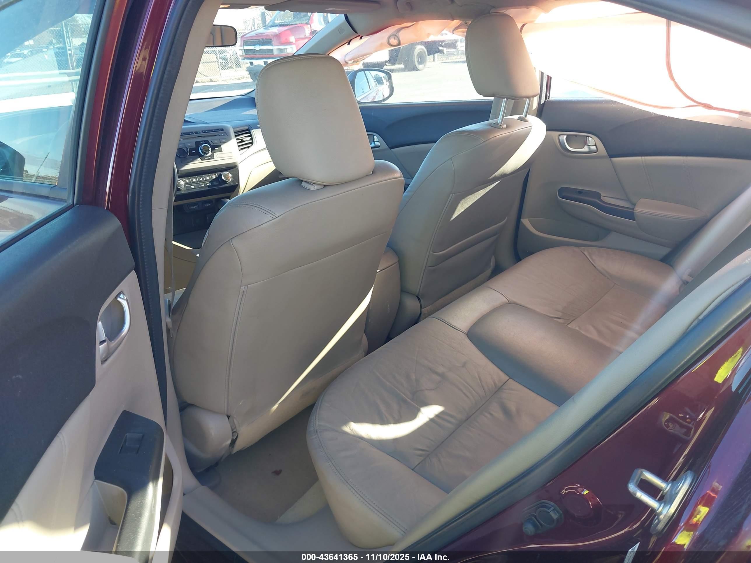 HONDA CIVIC image 8