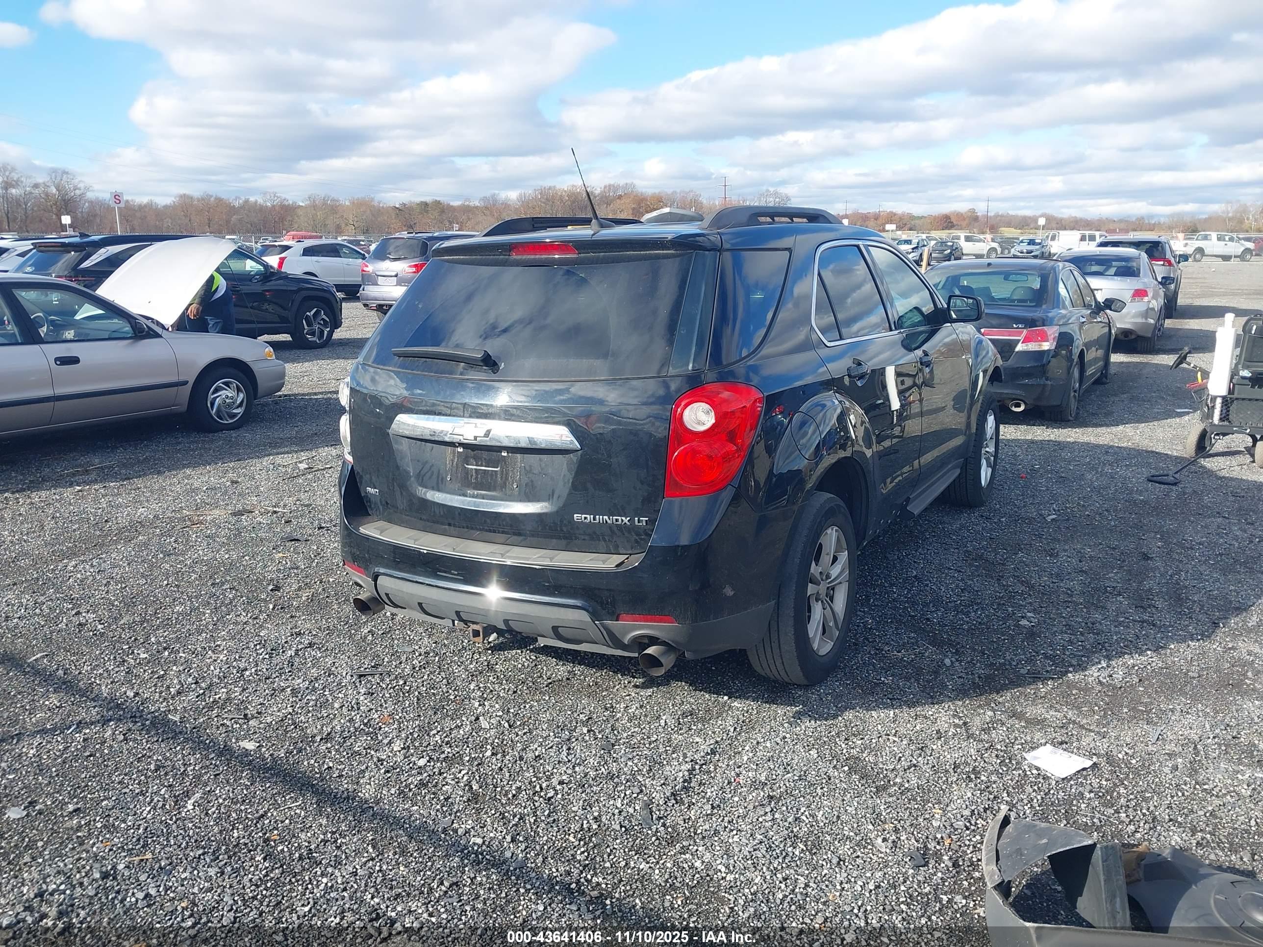 CHEVROLET EQUINOX image 4
