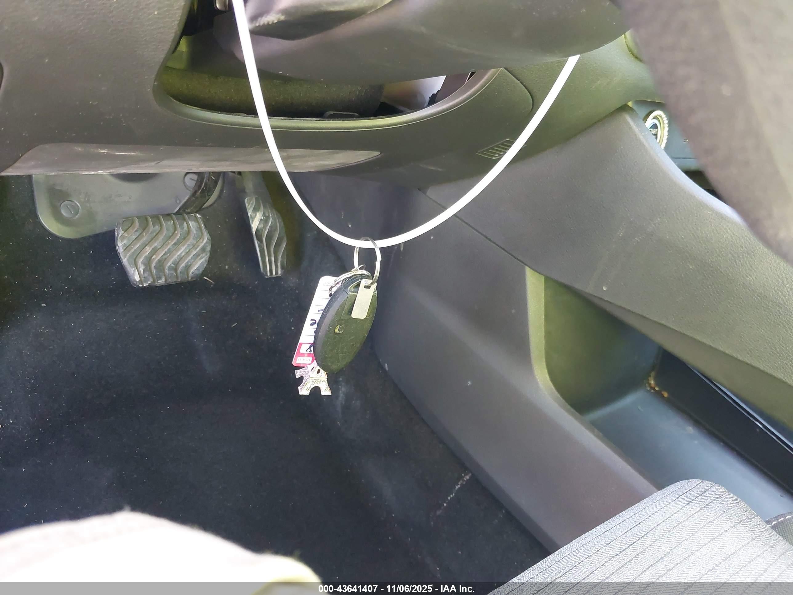 NISSAN ROGUE image 11