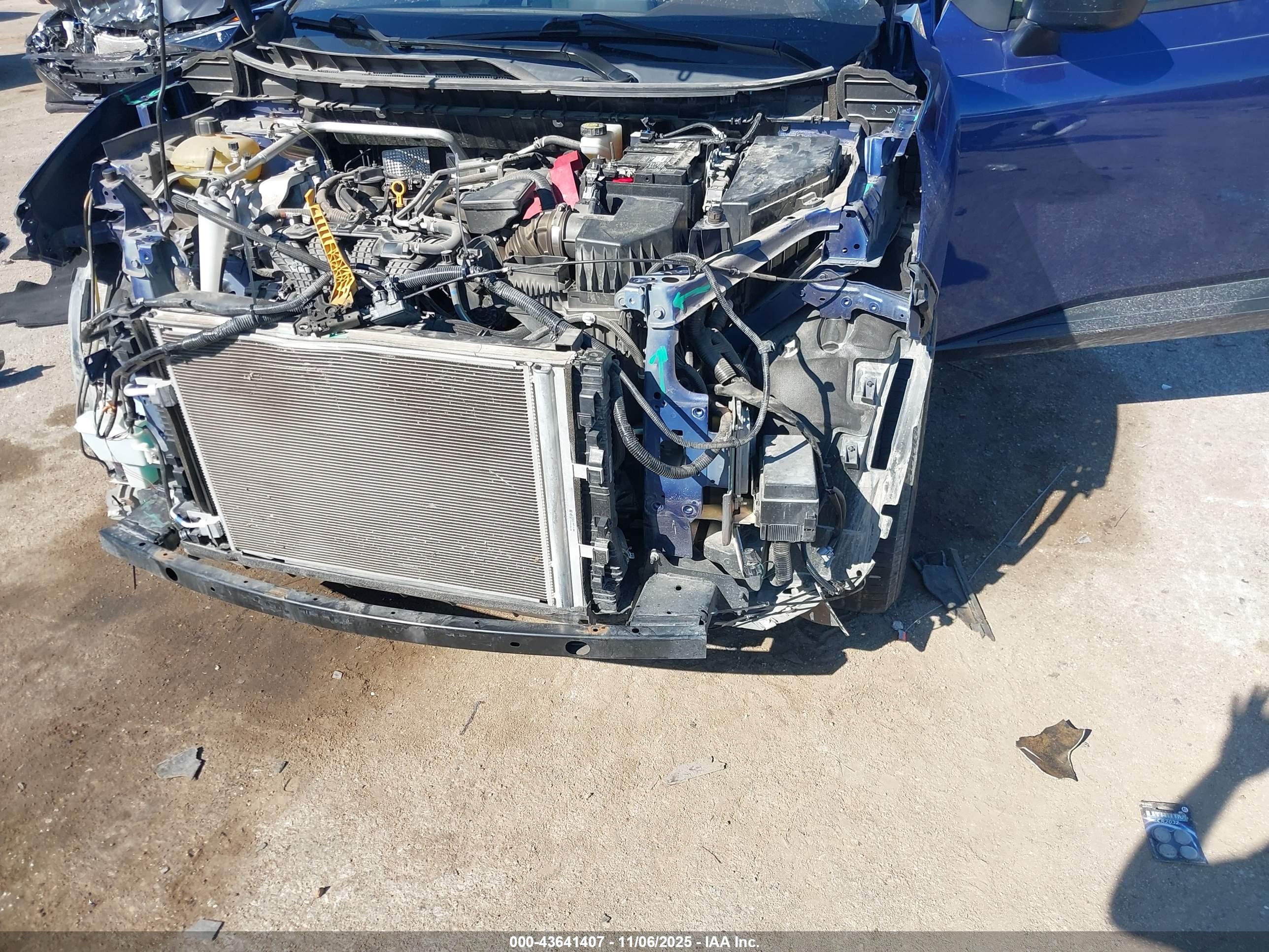 NISSAN ROGUE image 6