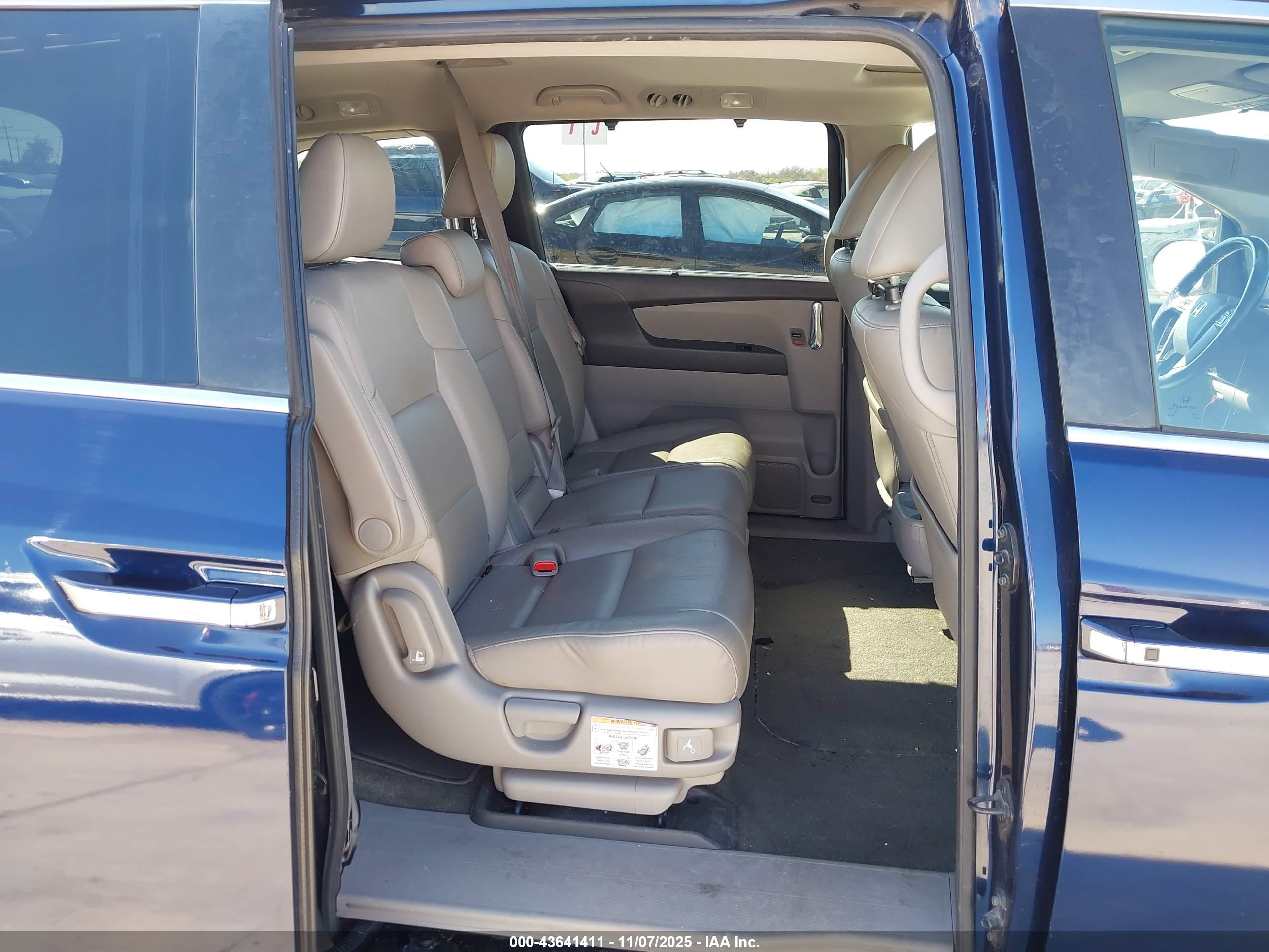 HONDA ODYSSEY image 8