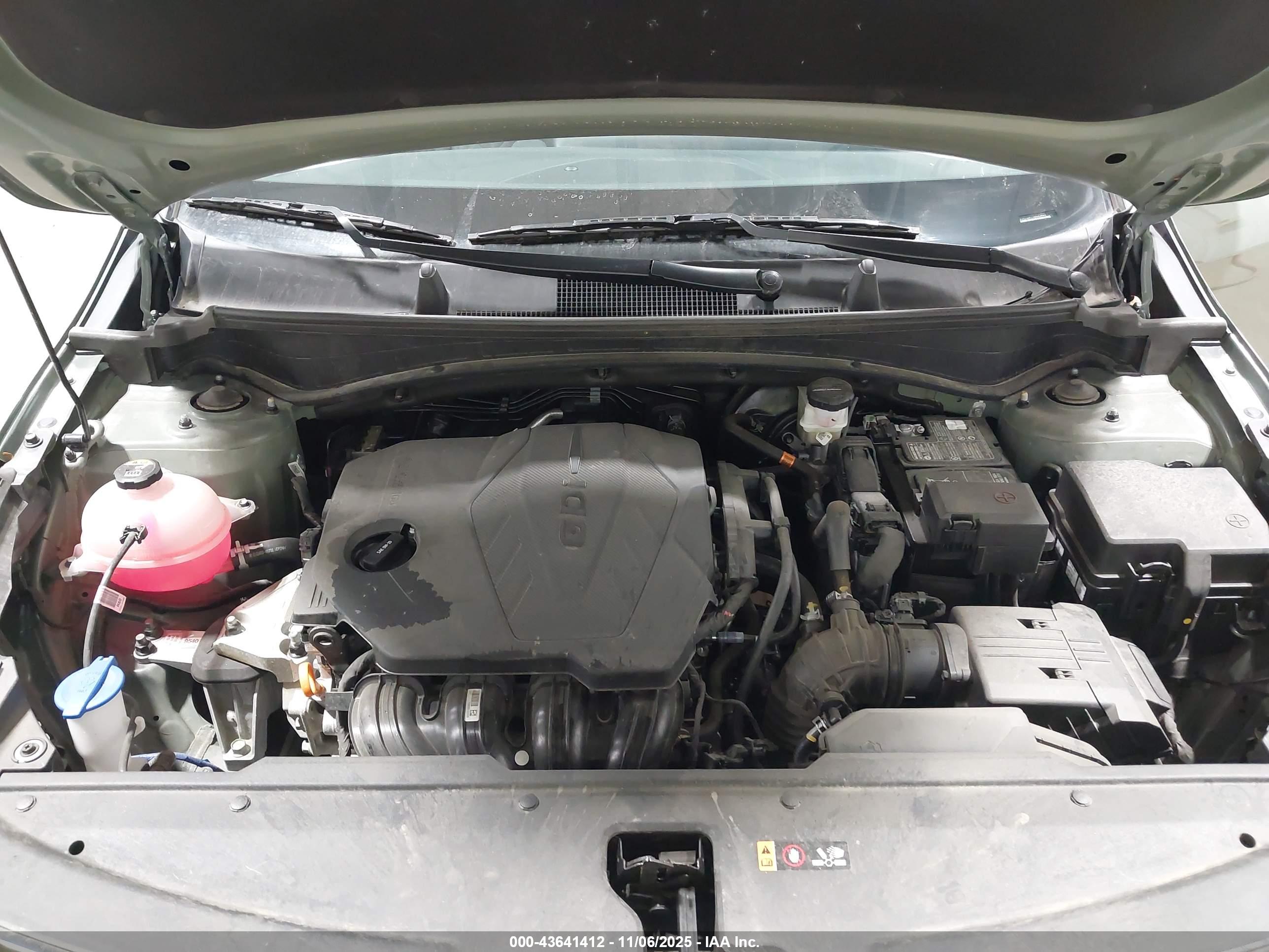 KIA SPORTAGE image 10