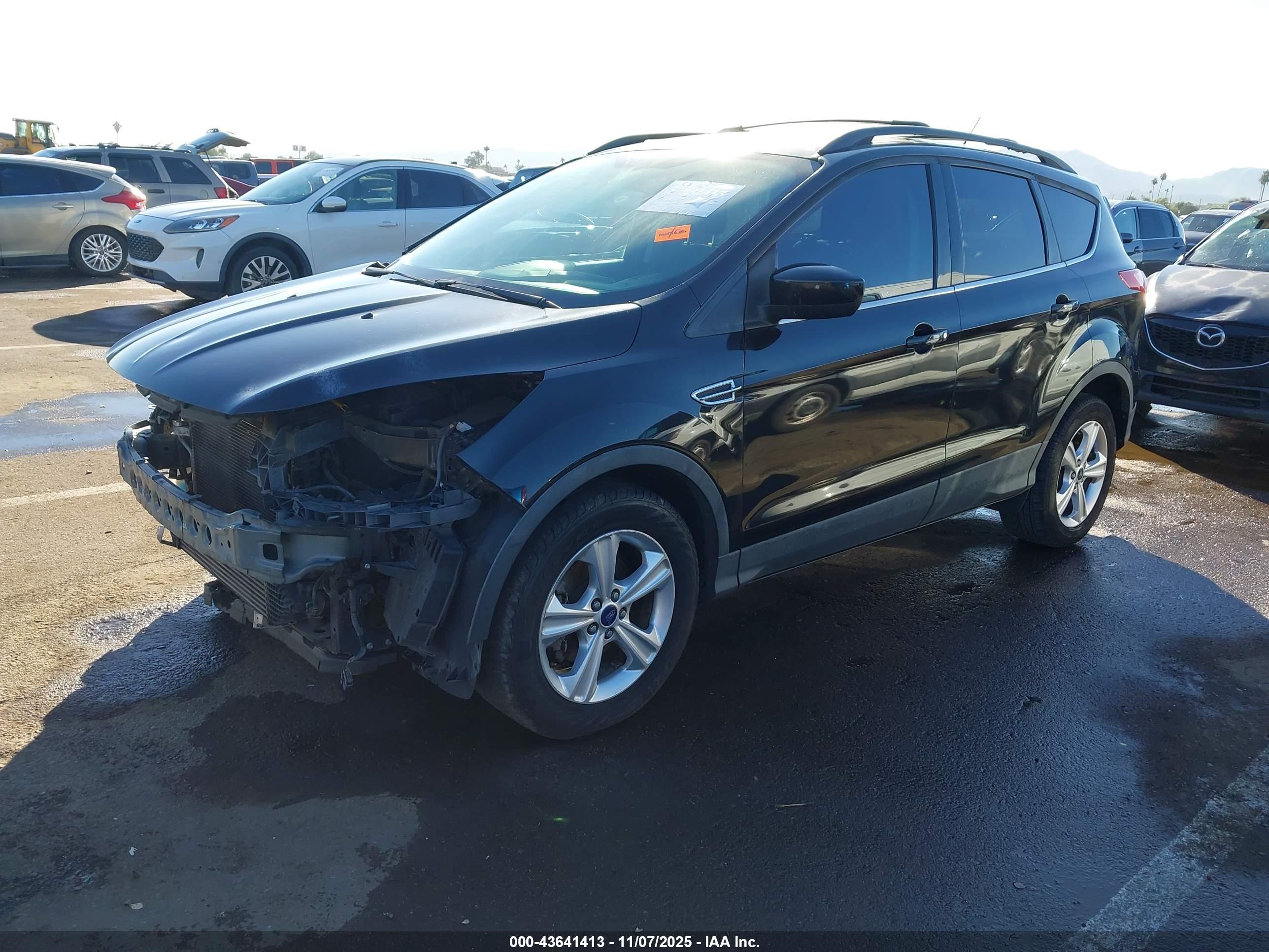 FORD ESCAPE image 2