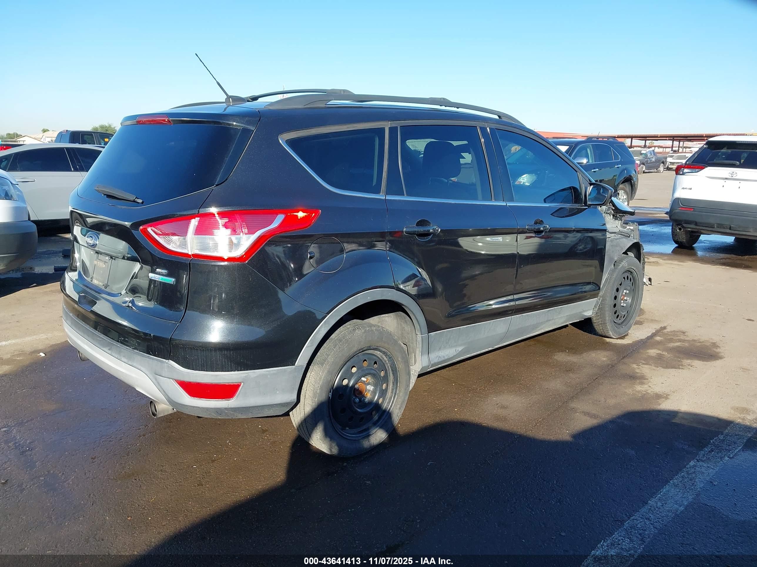 FORD ESCAPE image 4