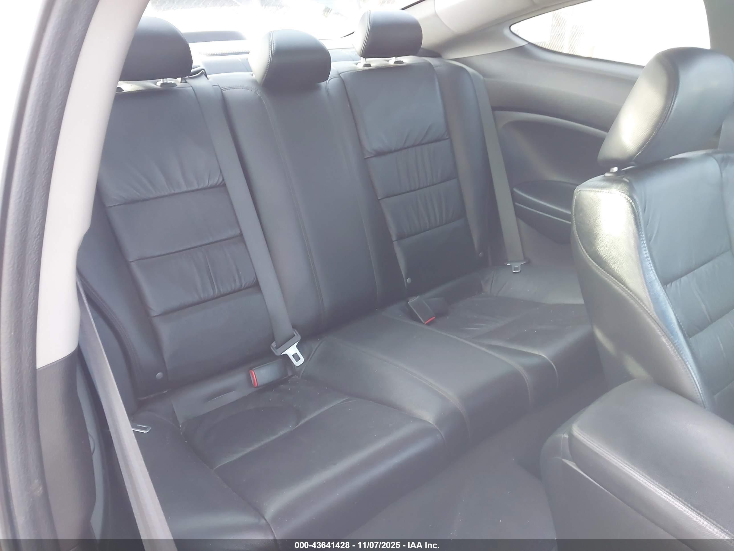 HONDA ACCORD image 8