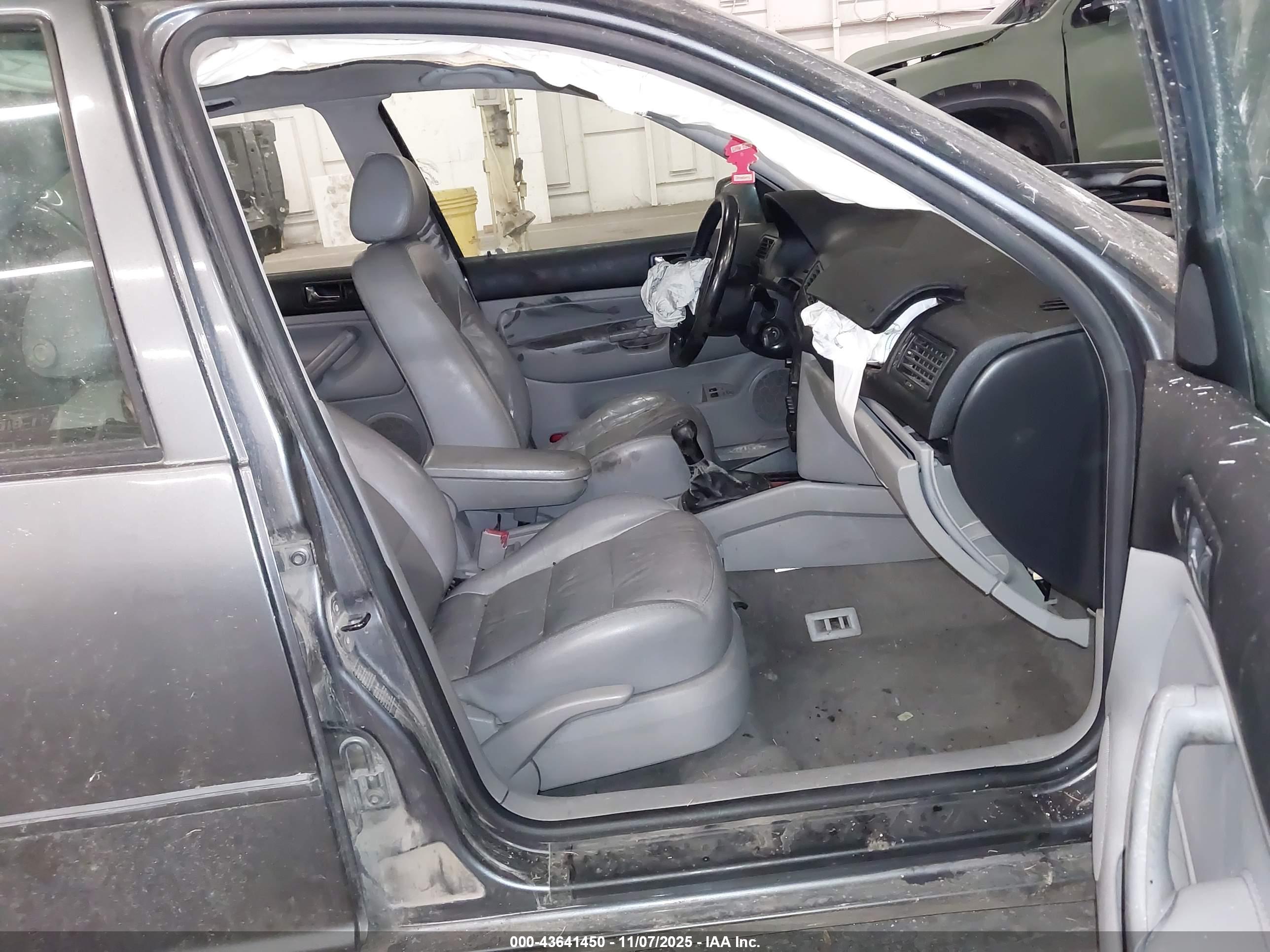 VOLKSWAGEN JETTA image 5