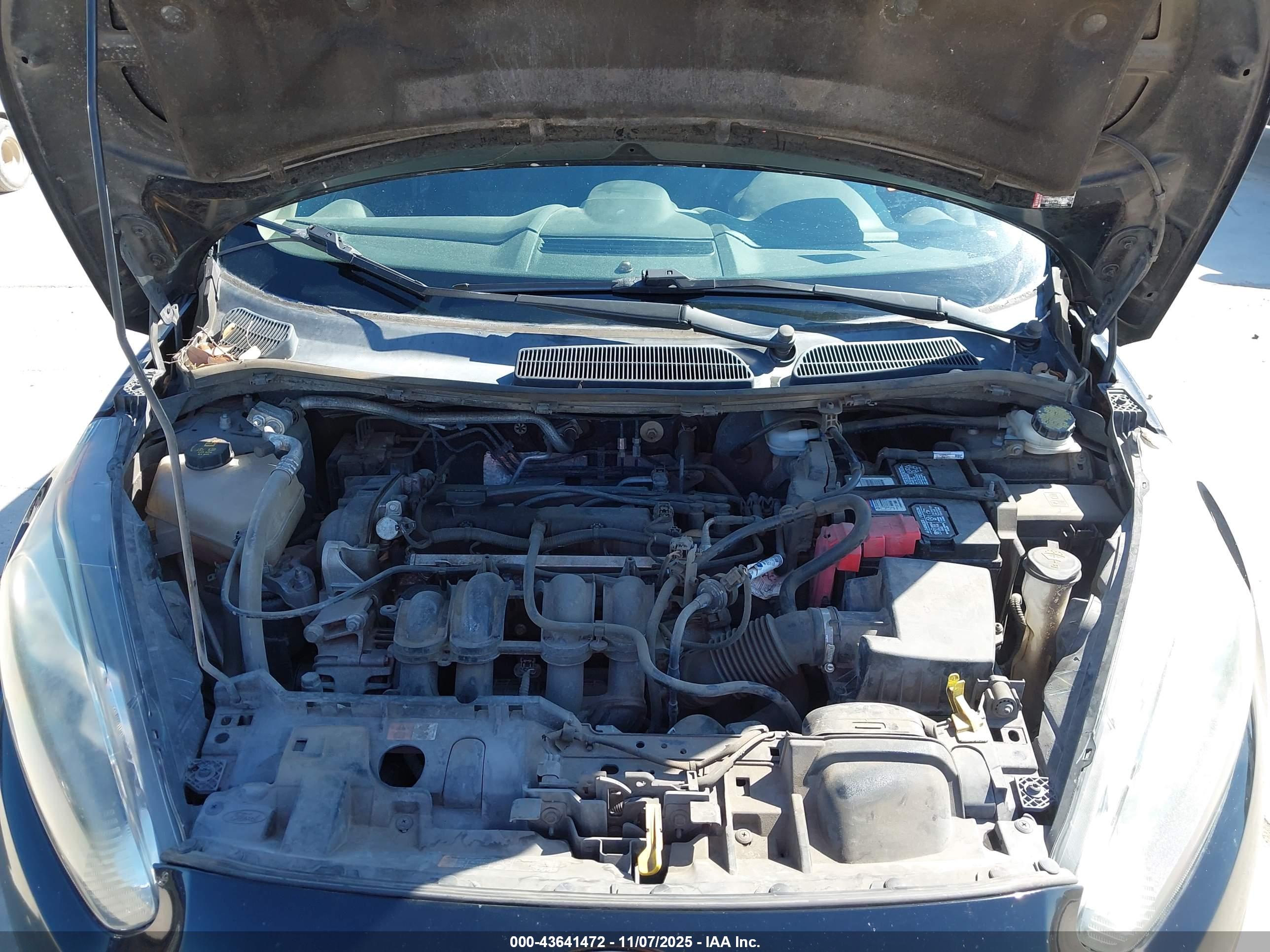 FORD FIESTA image 10