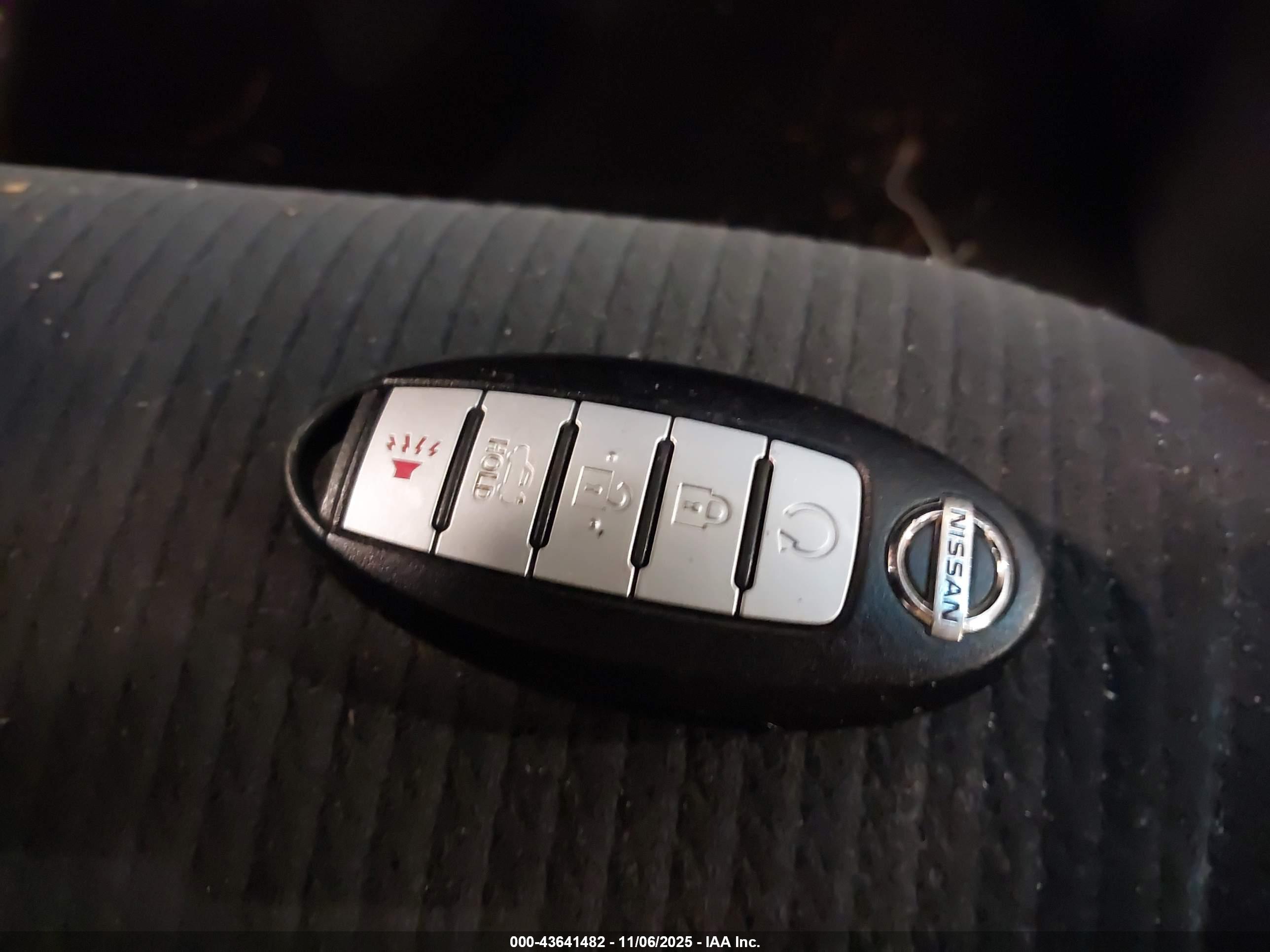 NISSAN ALTIMA image 11