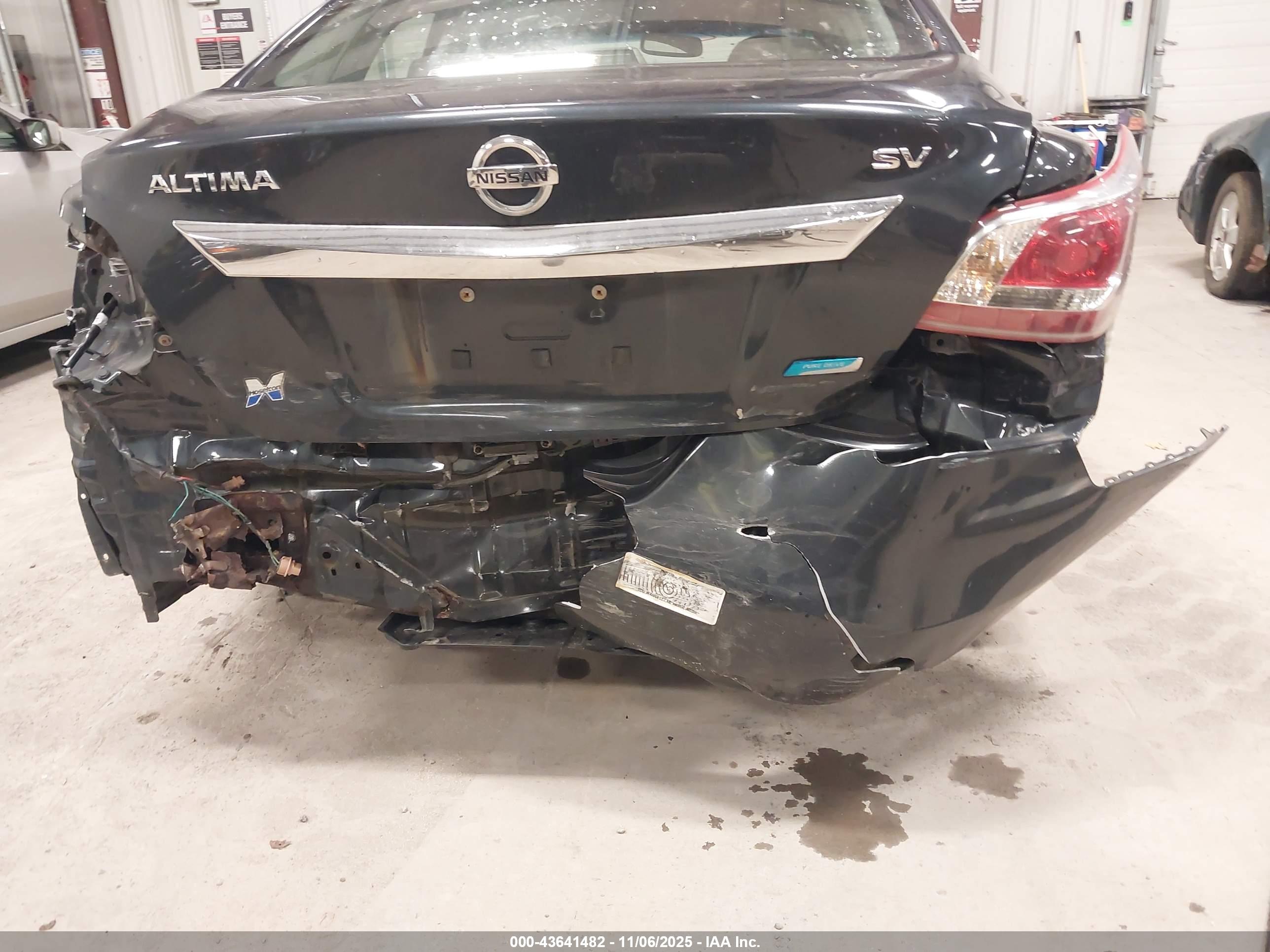 NISSAN ALTIMA image 6