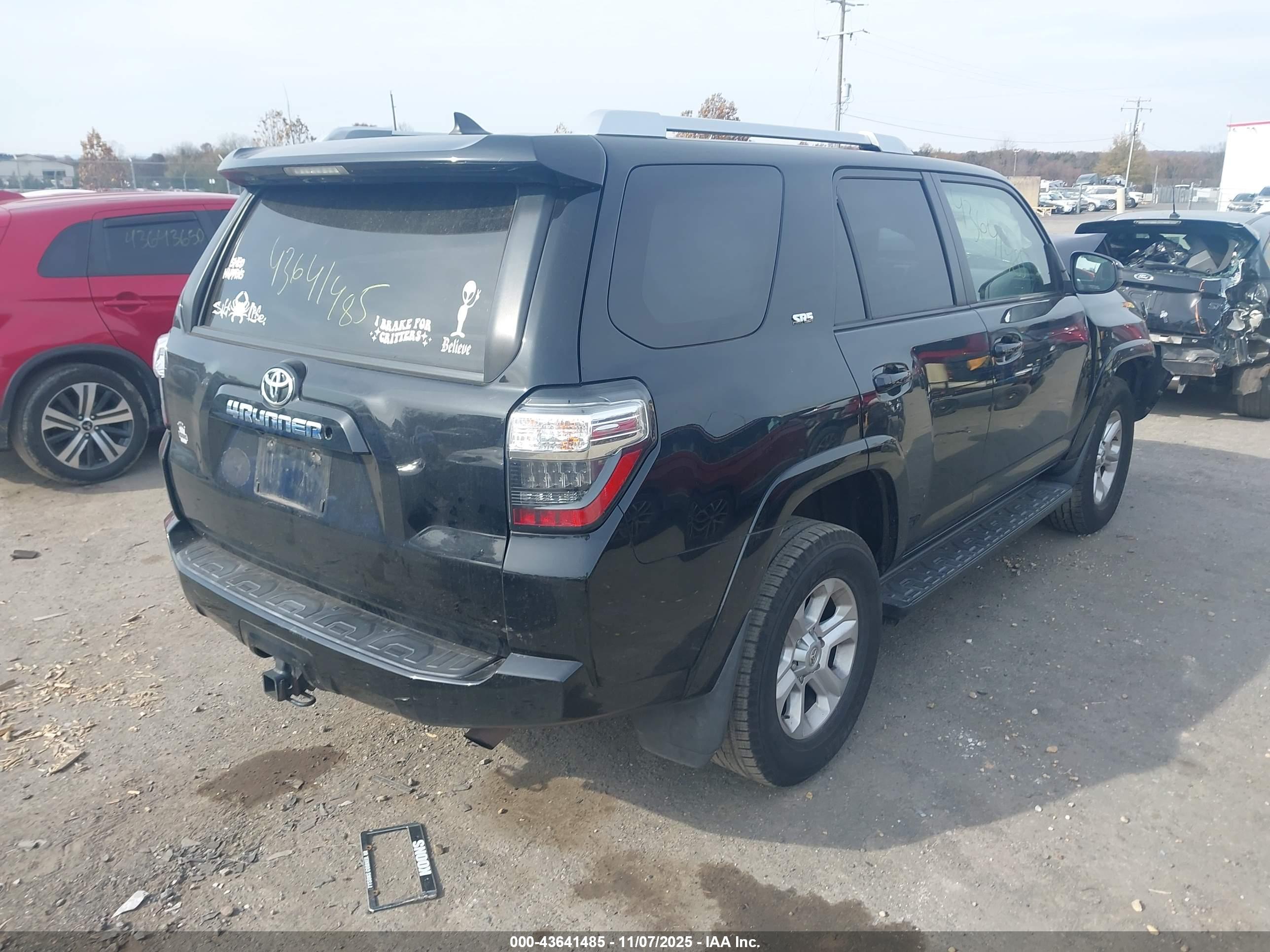 TOYOTA 4RUNNER image 4