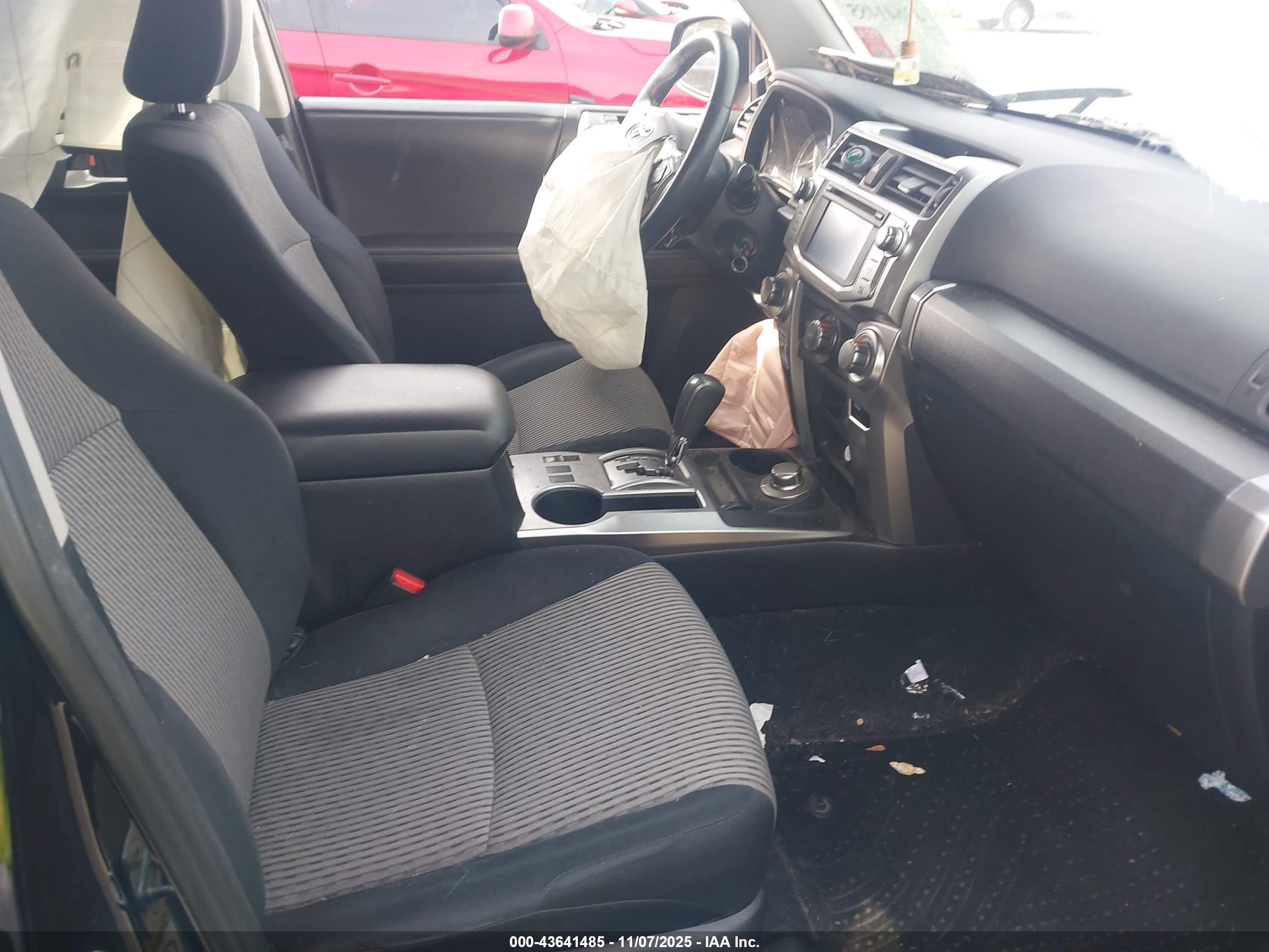 TOYOTA 4RUNNER image 5
