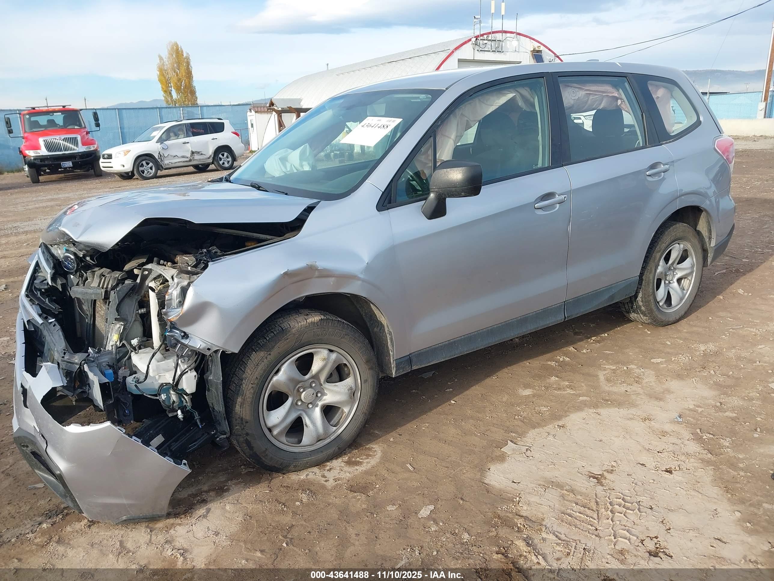 SUBARU FORESTER image 2