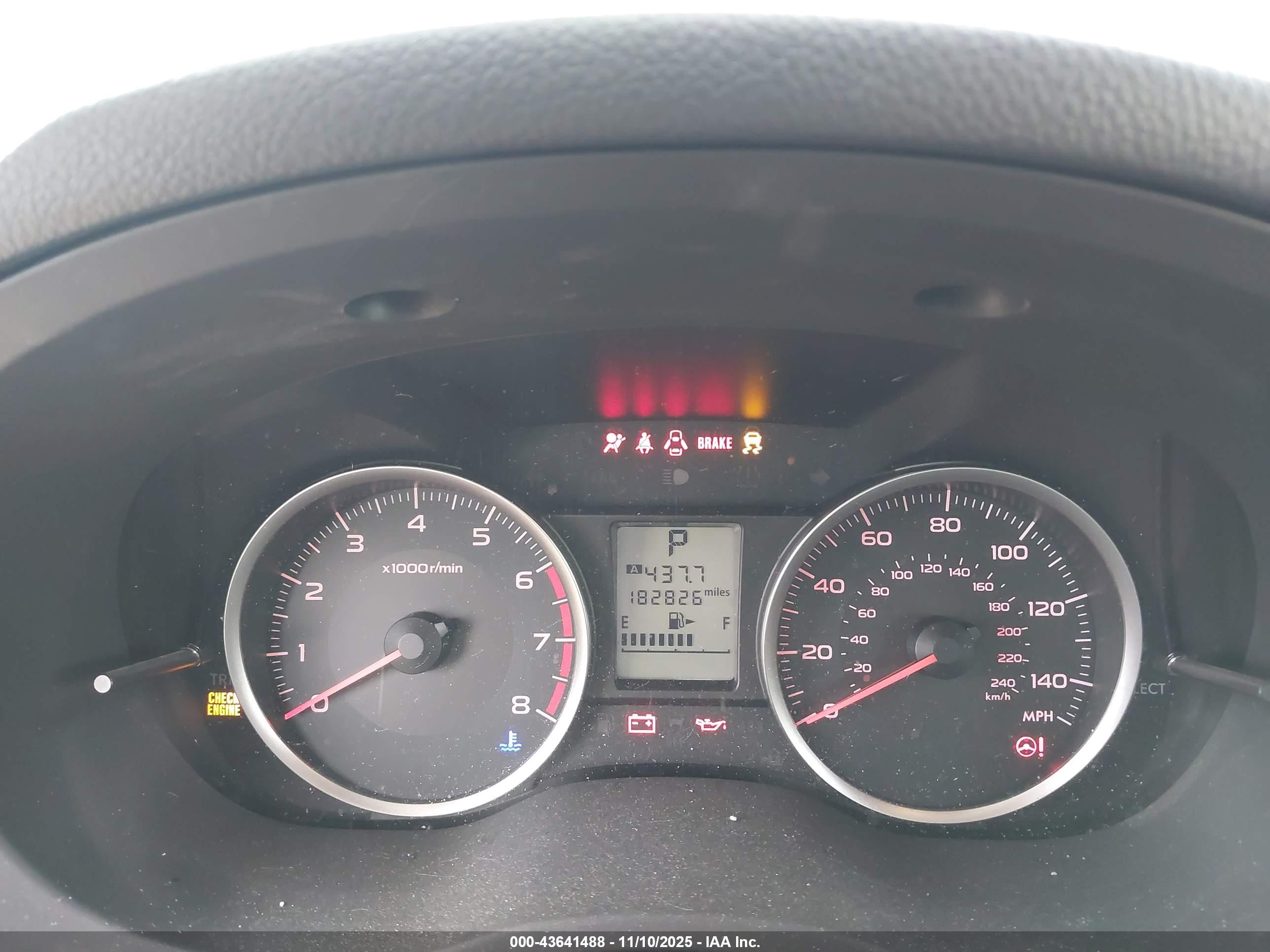 SUBARU FORESTER image 7