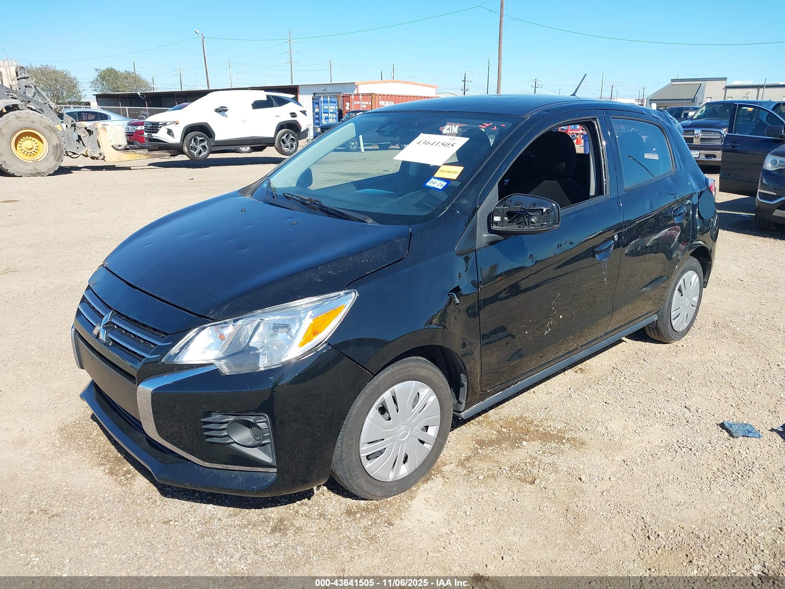 MITSUBISHI MIRAGE image 2