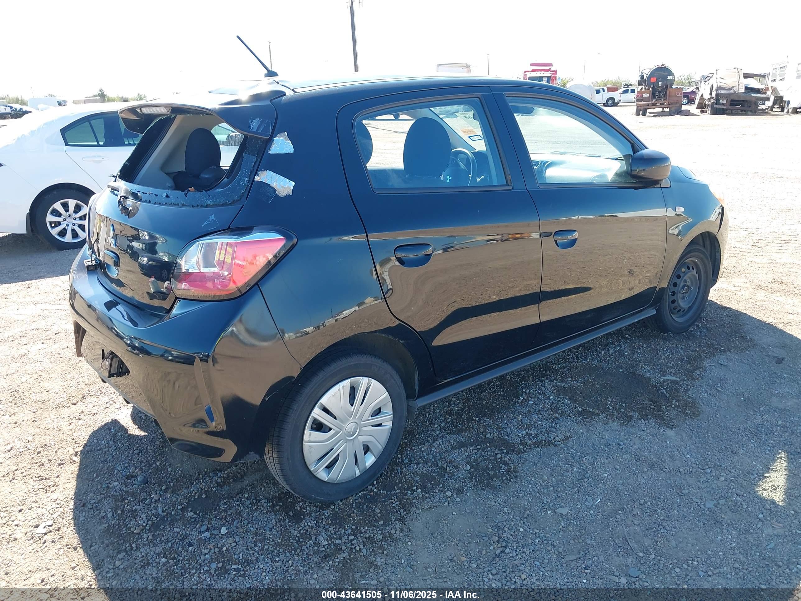 MITSUBISHI MIRAGE image 4