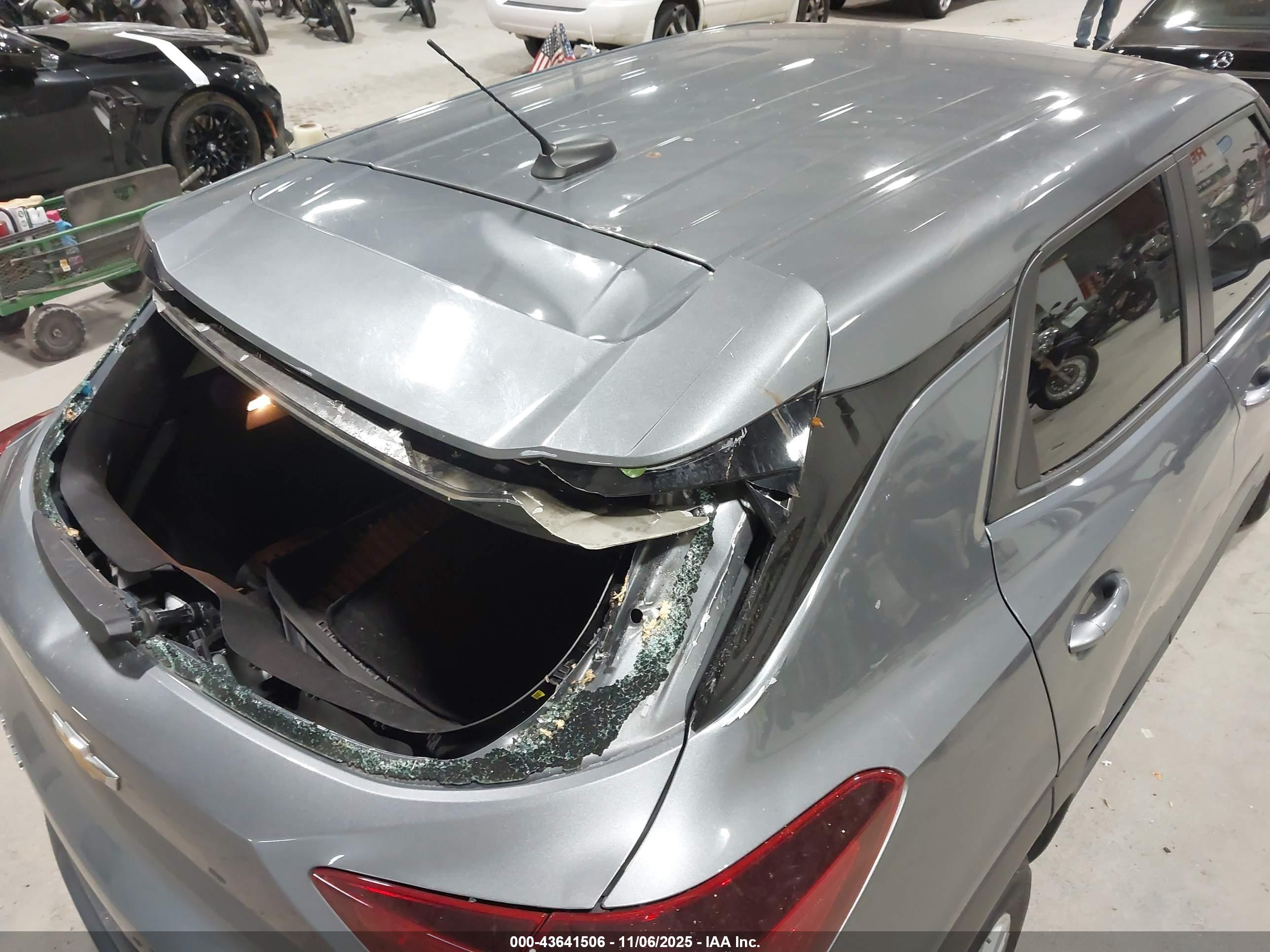 CHEVROLET TRAILBLAZER image 6