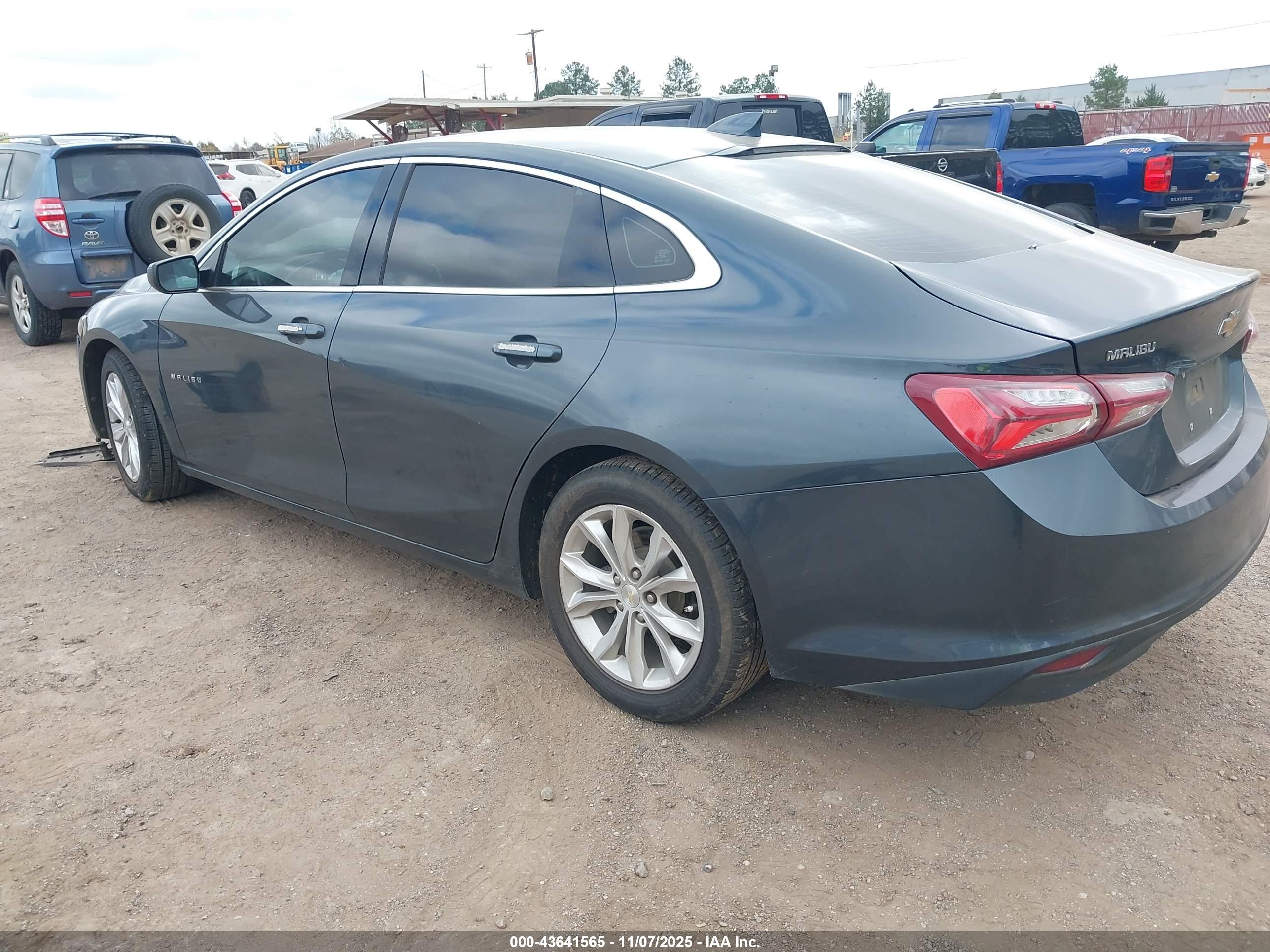 CHEVROLET MALIBU image 3