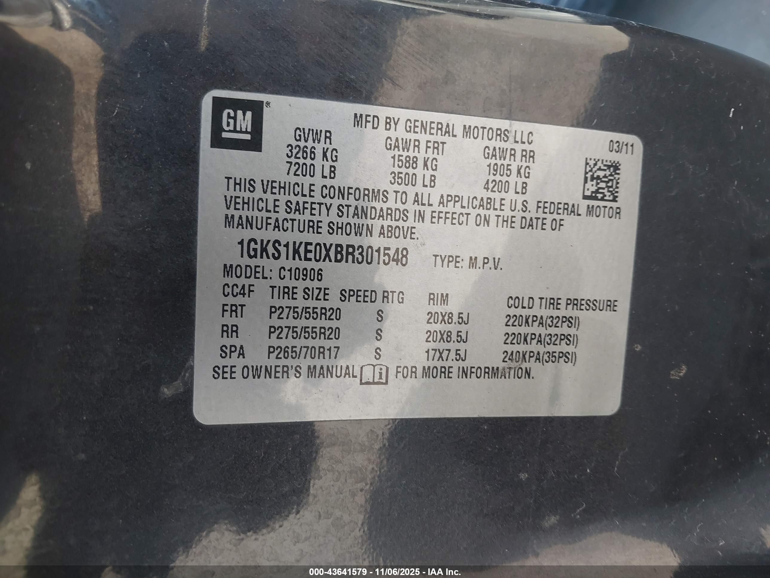 GMC YUKON image 9