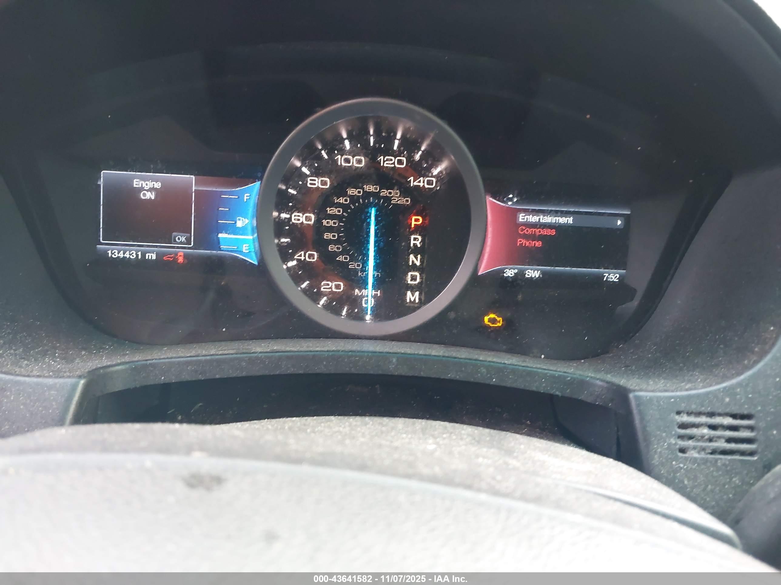 FORD EXPLORER image 7