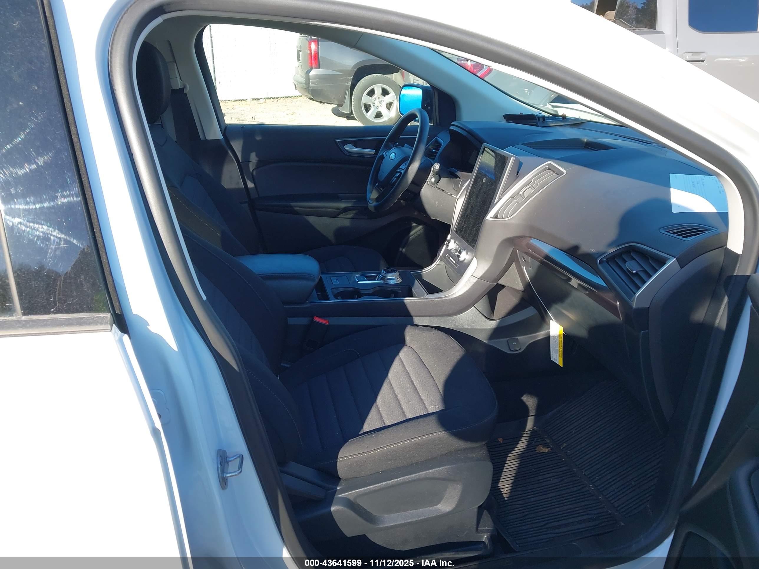 FORD EDGE image 5