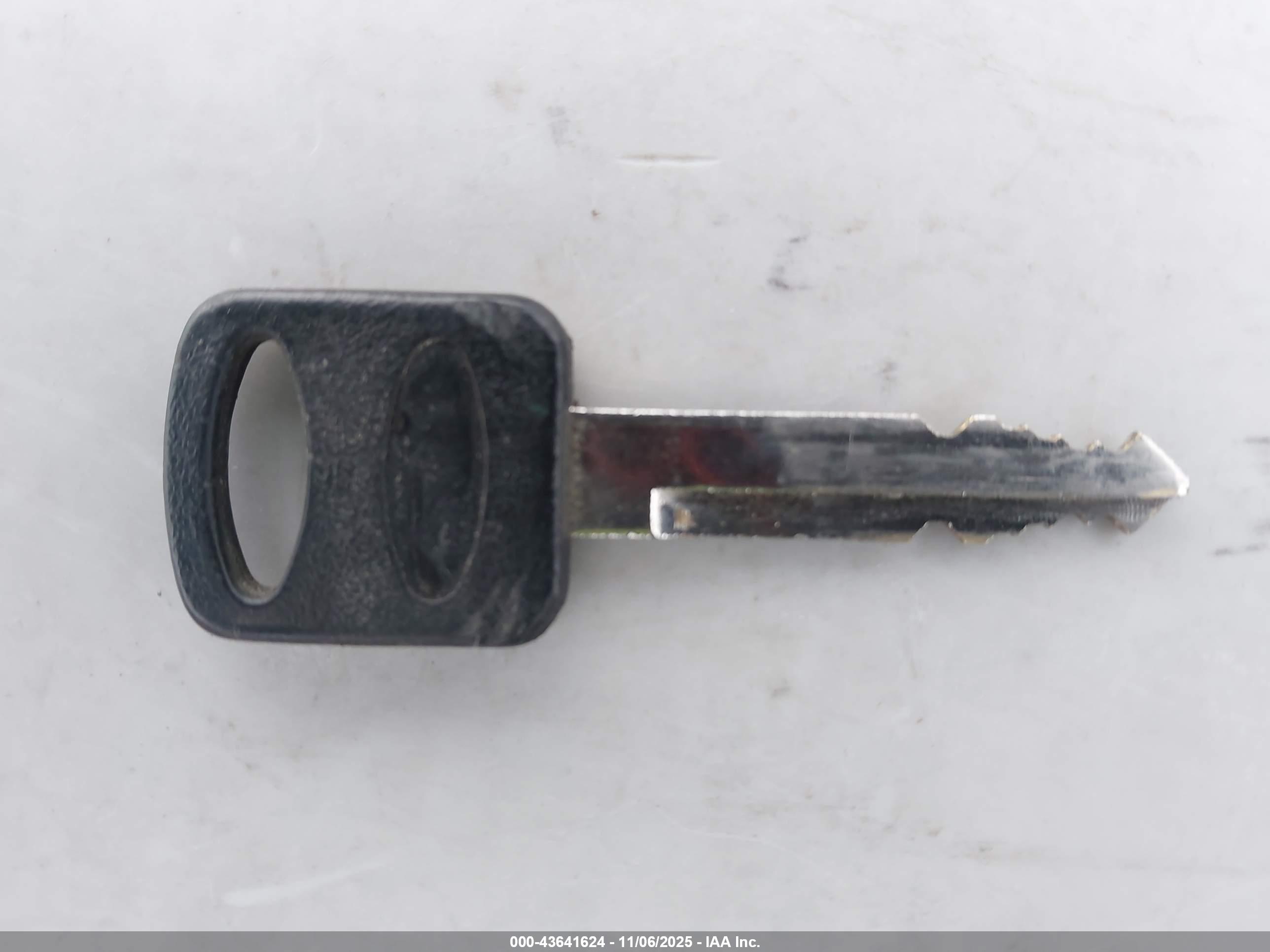 FORD RANGER image 11