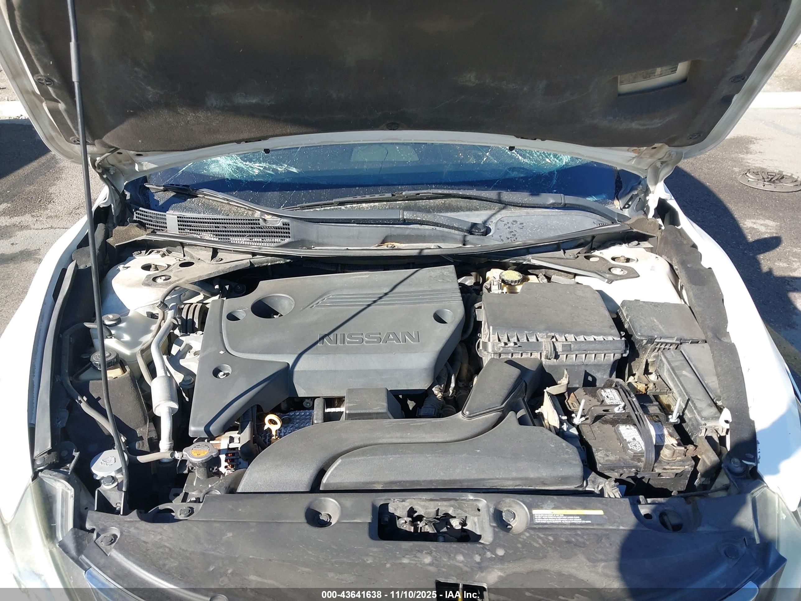 NISSAN ALTIMA image 10