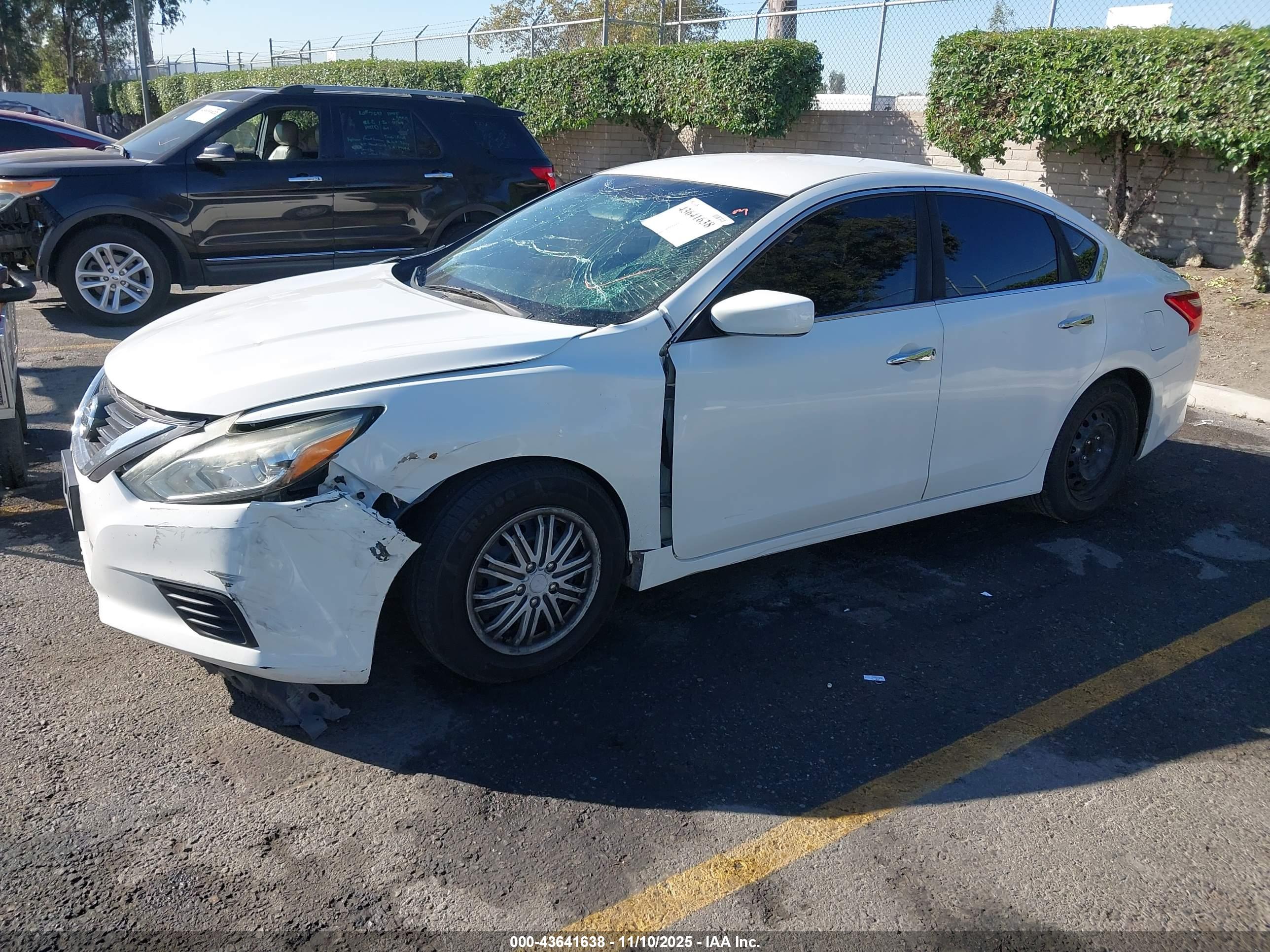 NISSAN ALTIMA image 2