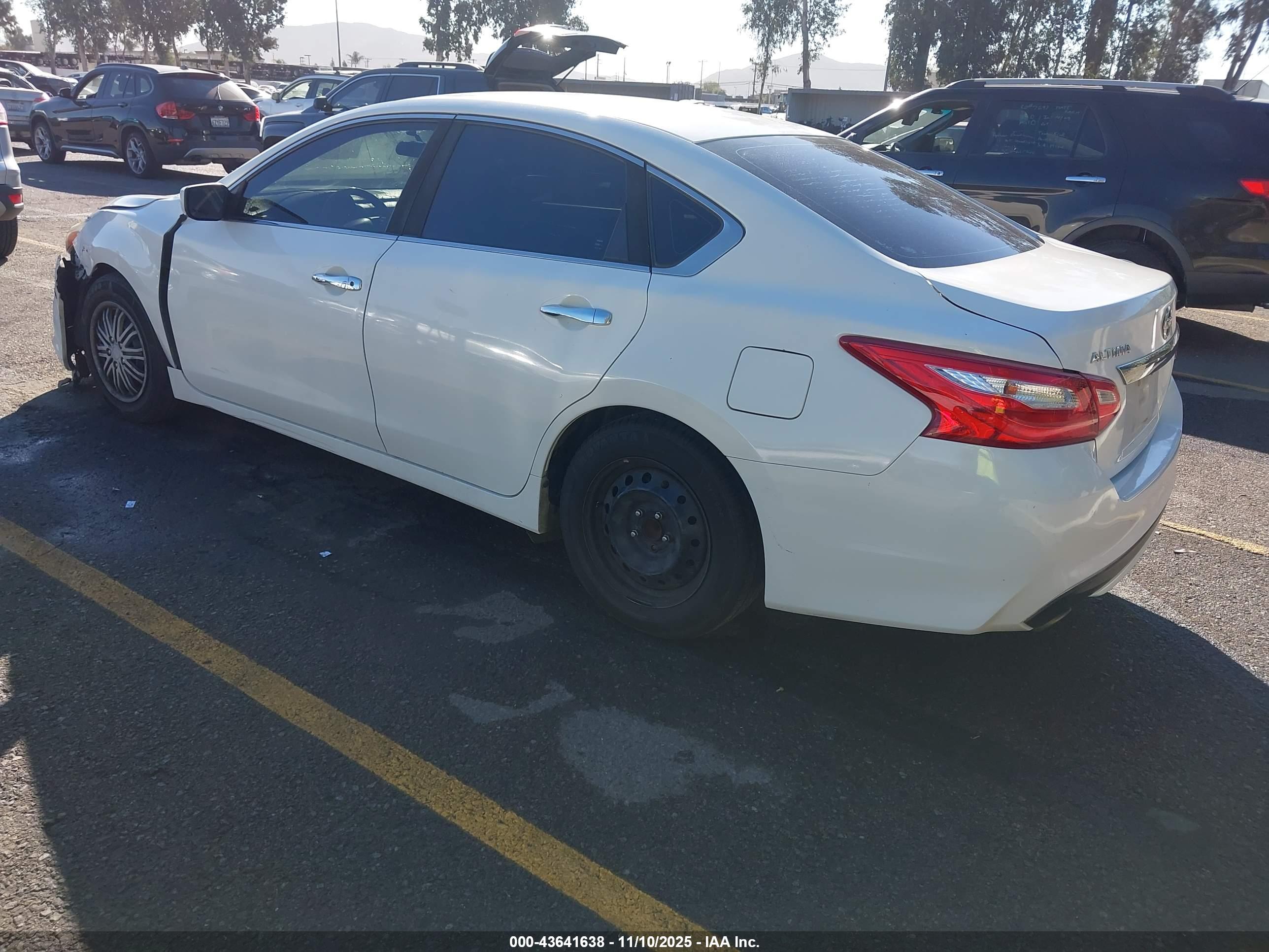 NISSAN ALTIMA image 3