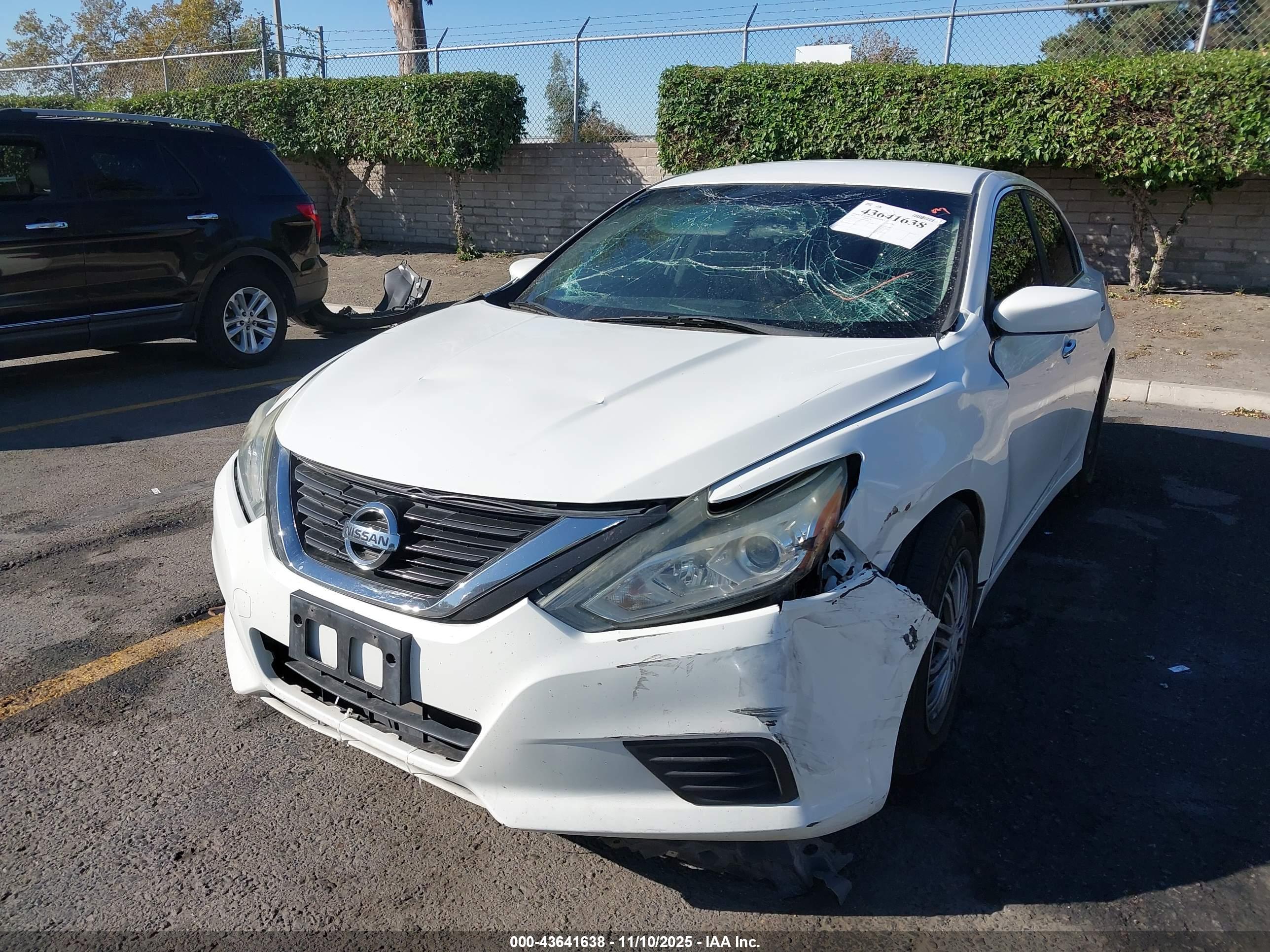NISSAN ALTIMA image 6