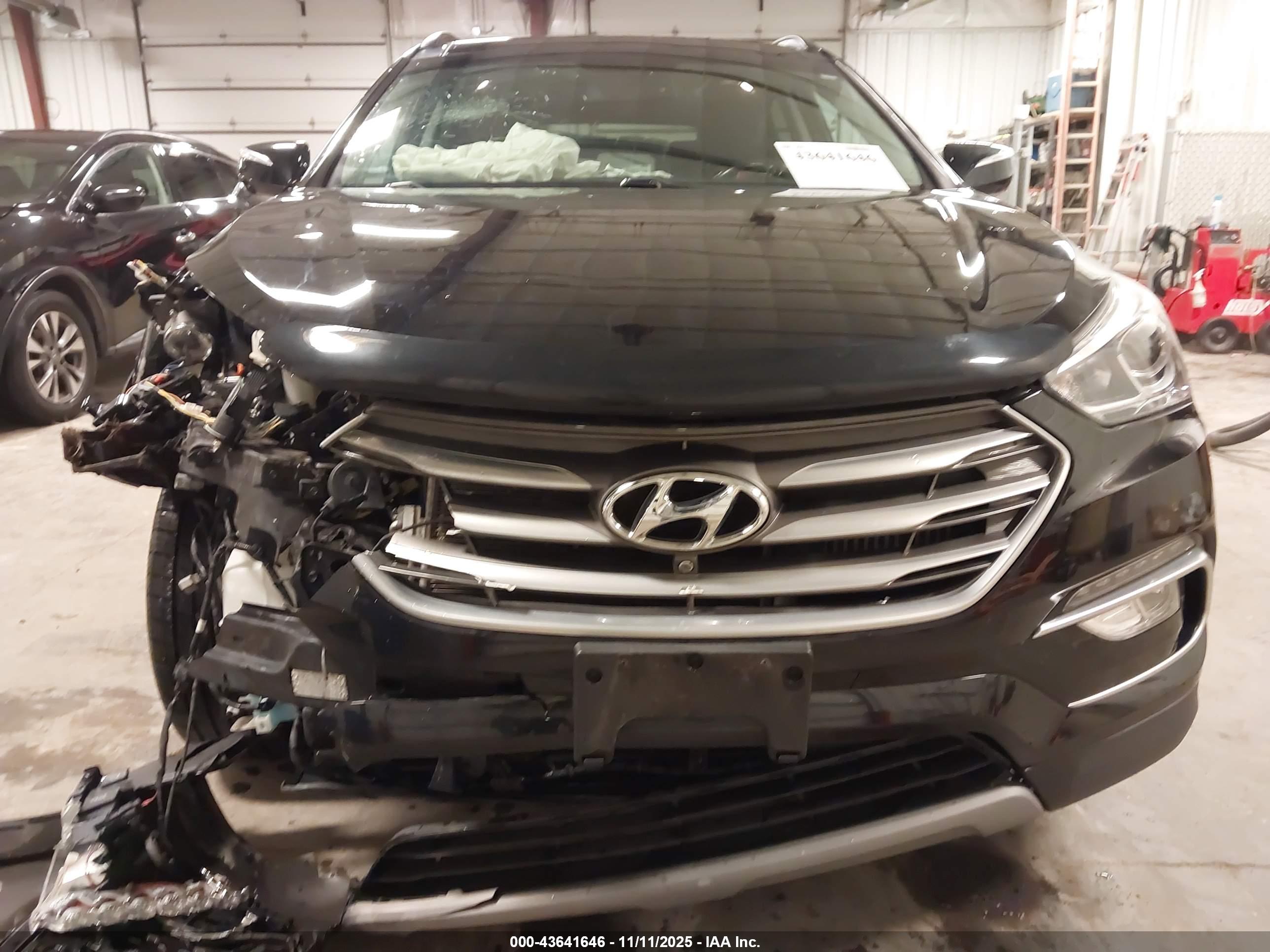 HYUNDAI SANTA image 6