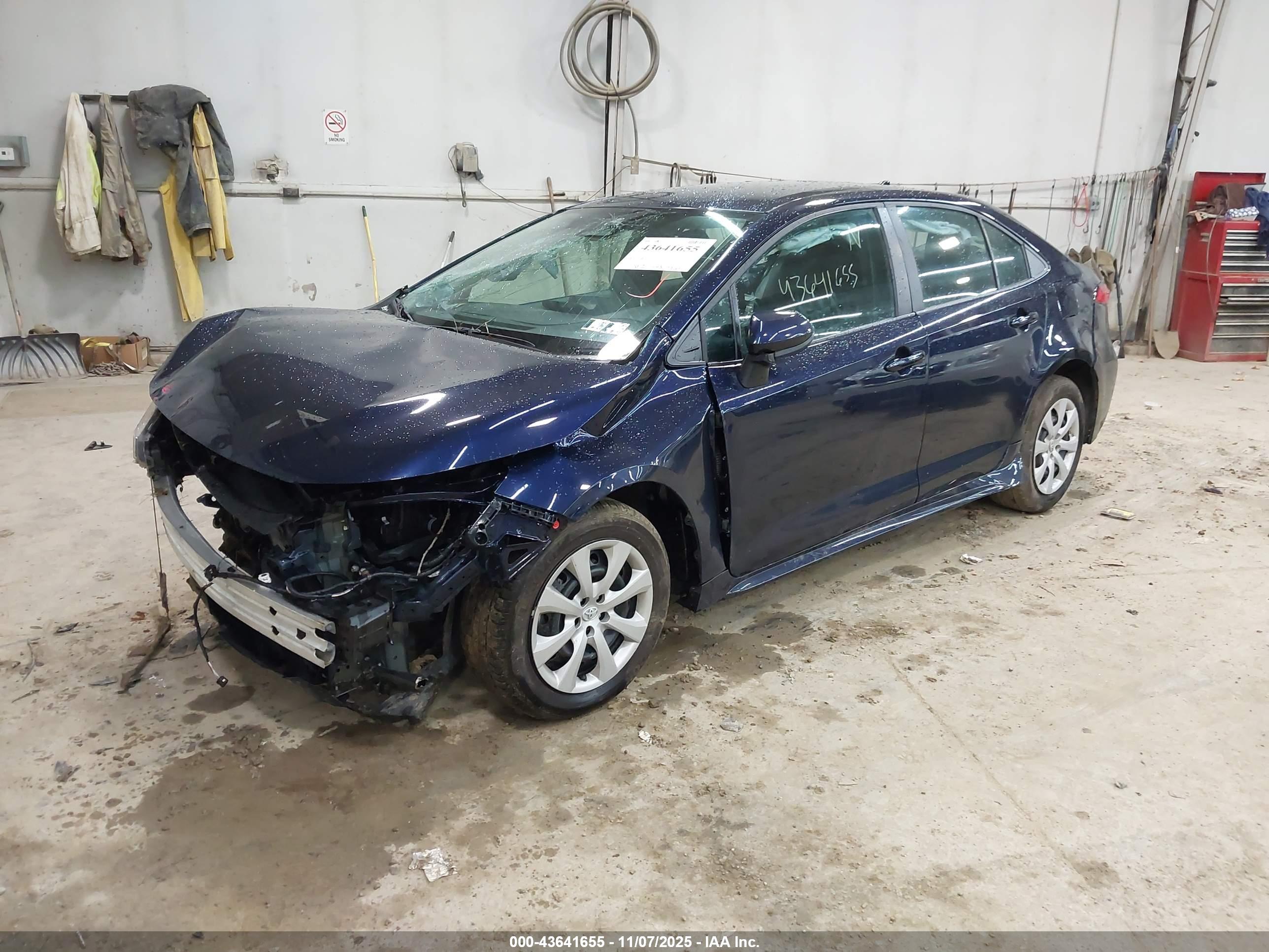 TOYOTA COROLLA image 2