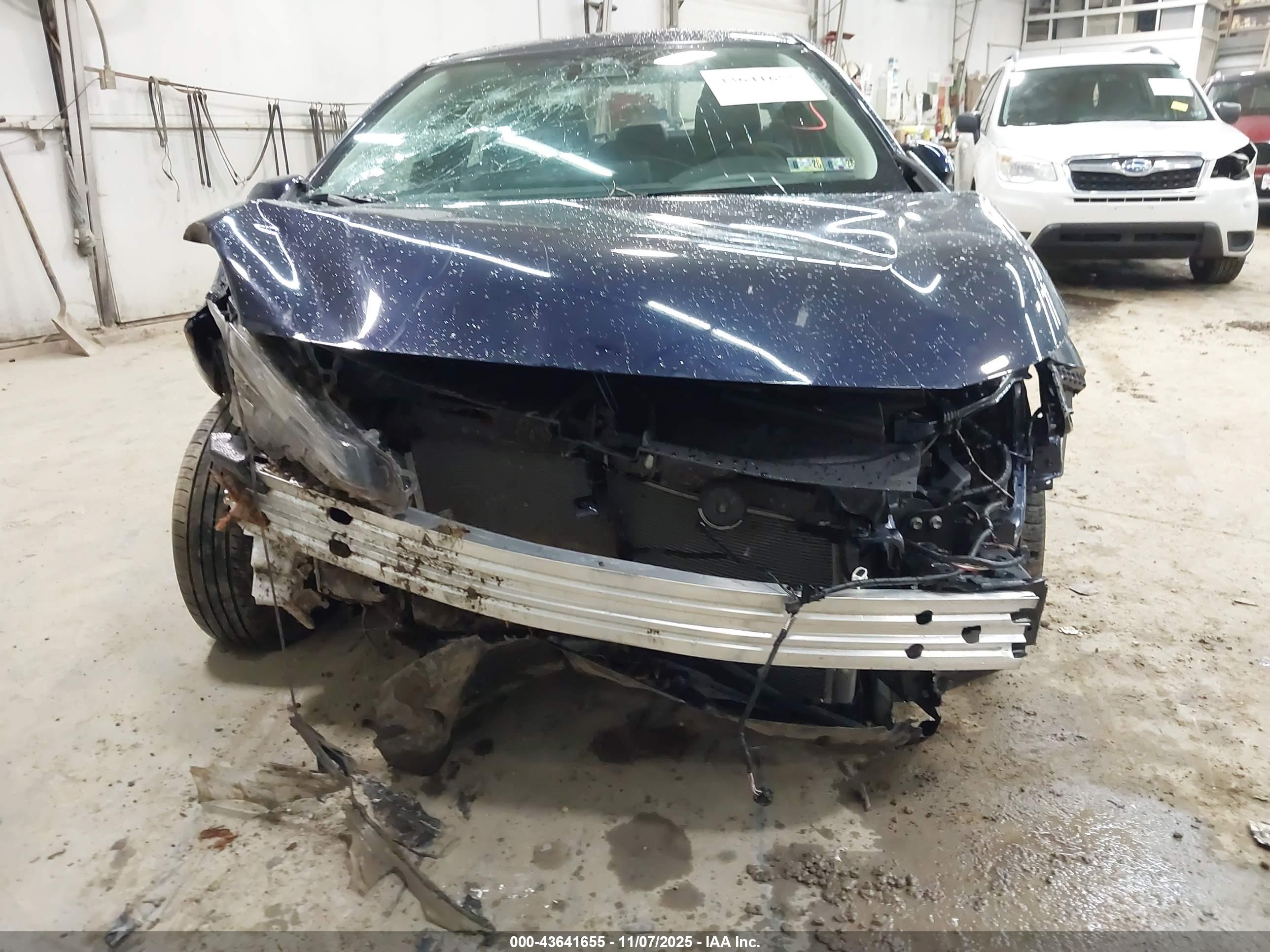 TOYOTA COROLLA image 6